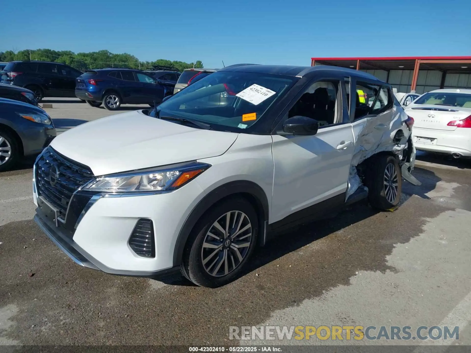 2 Photograph of a damaged car 3N1CP5CV1ML504436 NISSAN KICKS 2021