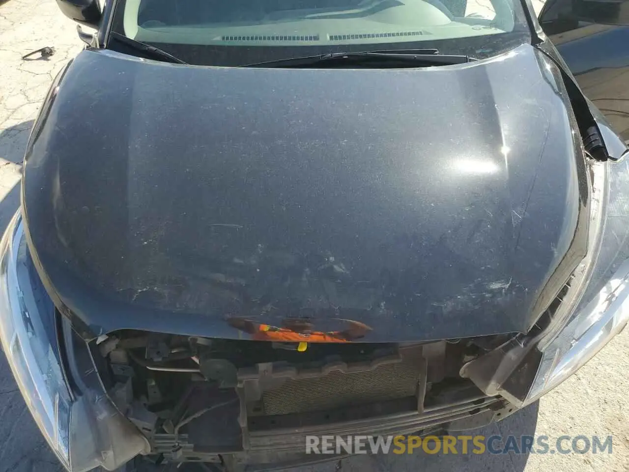 13 Photograph of a damaged car 3N1CP5CV1ML527196 NISSAN KICKS 2021