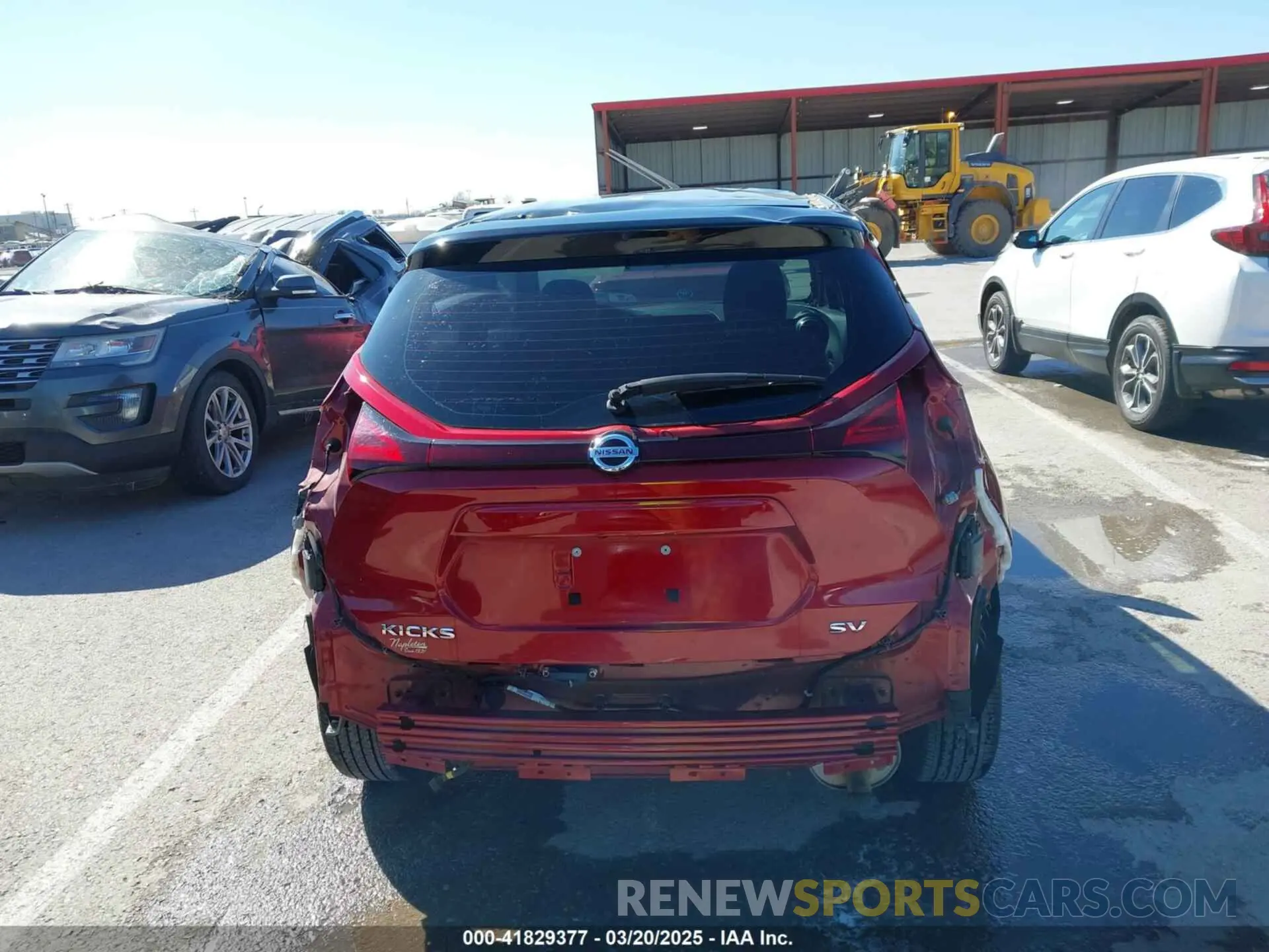 17 Photograph of a damaged car 3N1CP5CV1ML535573 NISSAN KICKS 2021