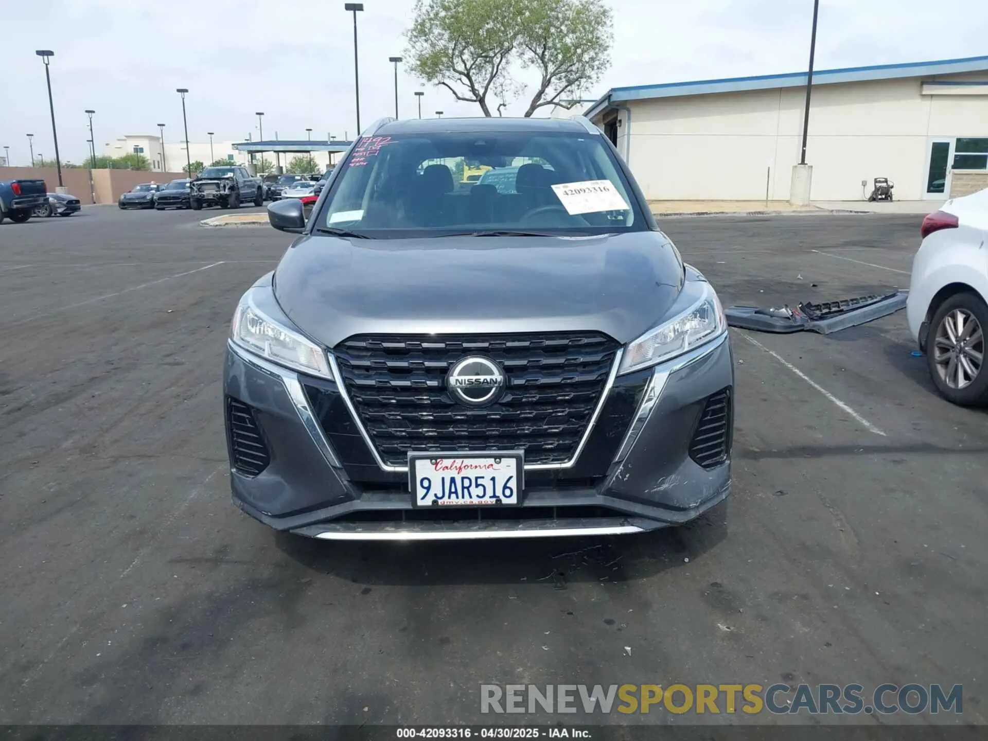 13 Фотография поврежденного автомобиля 3N1CP5CV1ML537730 NISSAN KICKS 2021