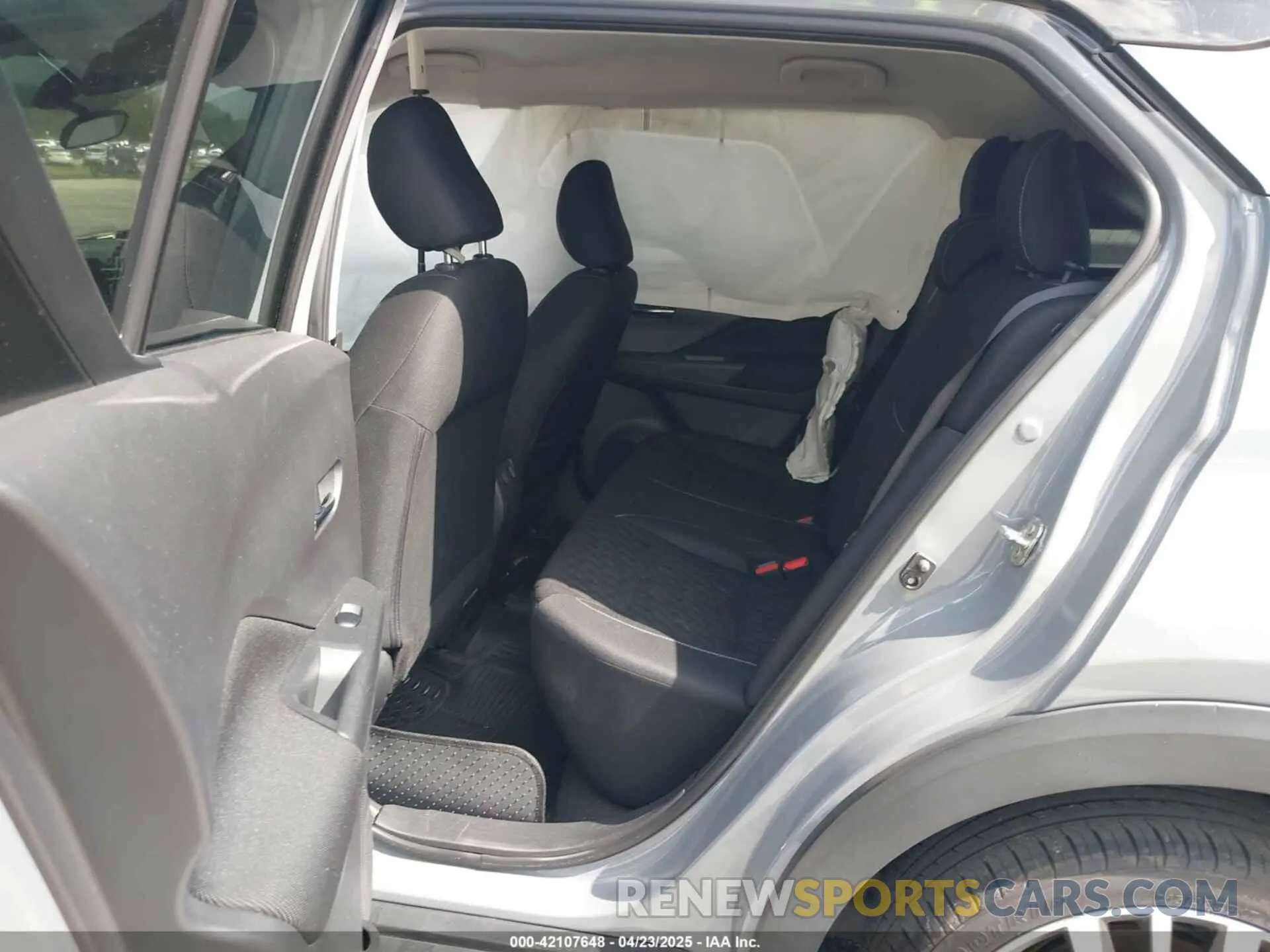 8 Фотография поврежденного автомобиля 3N1CP5CV4ML488135 NISSAN KICKS 2021