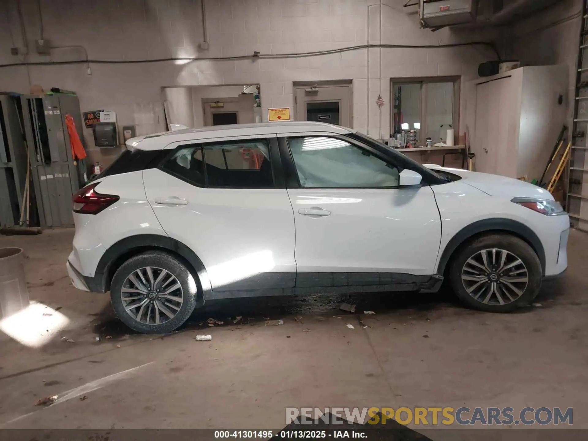13 Фотография поврежденного автомобиля 3N1CP5CV5ML467262 NISSAN KICKS 2021