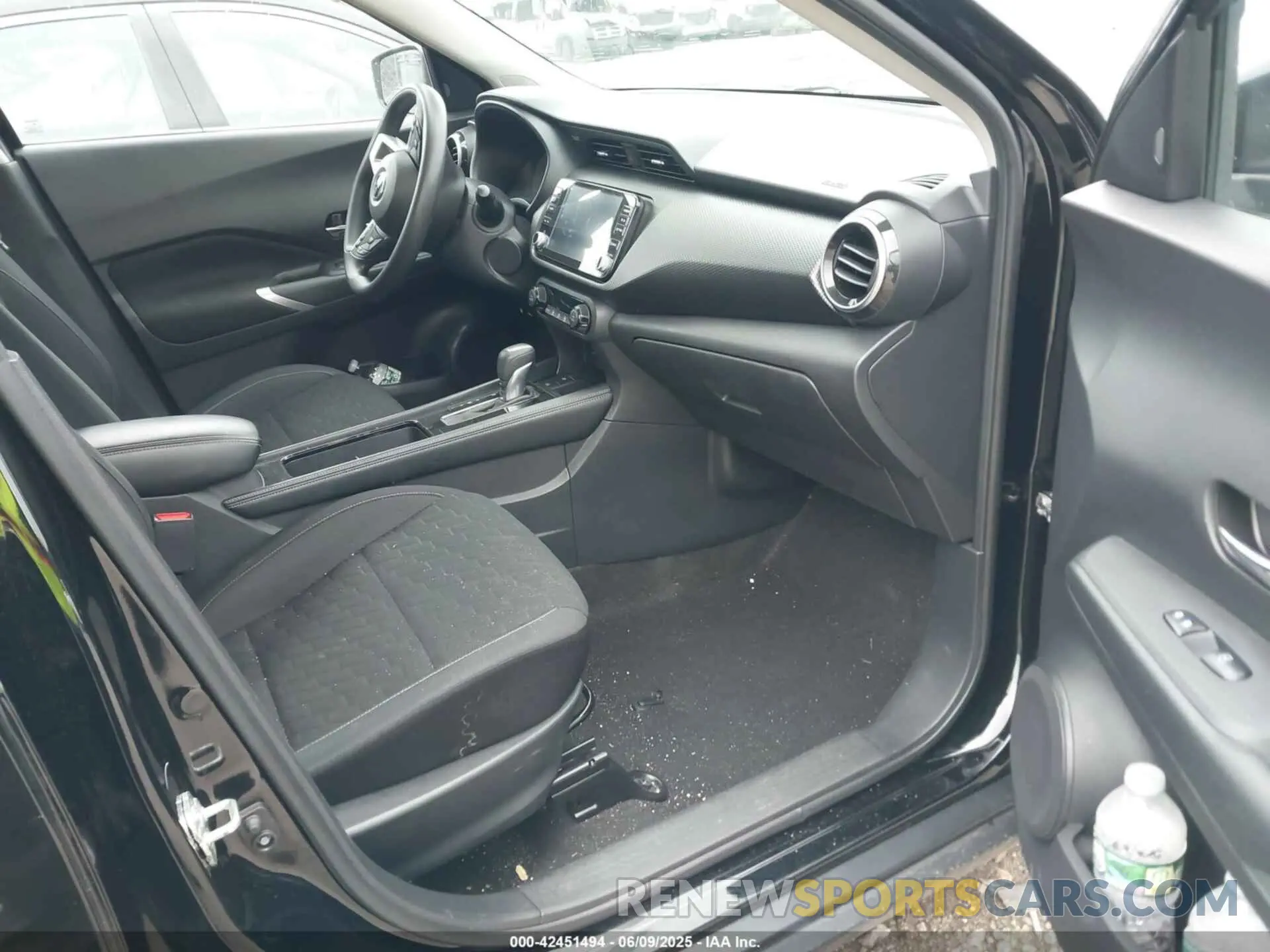 5 Photograph of a damaged car 3N1CP5CV5ML477970 NISSAN KICKS 2021