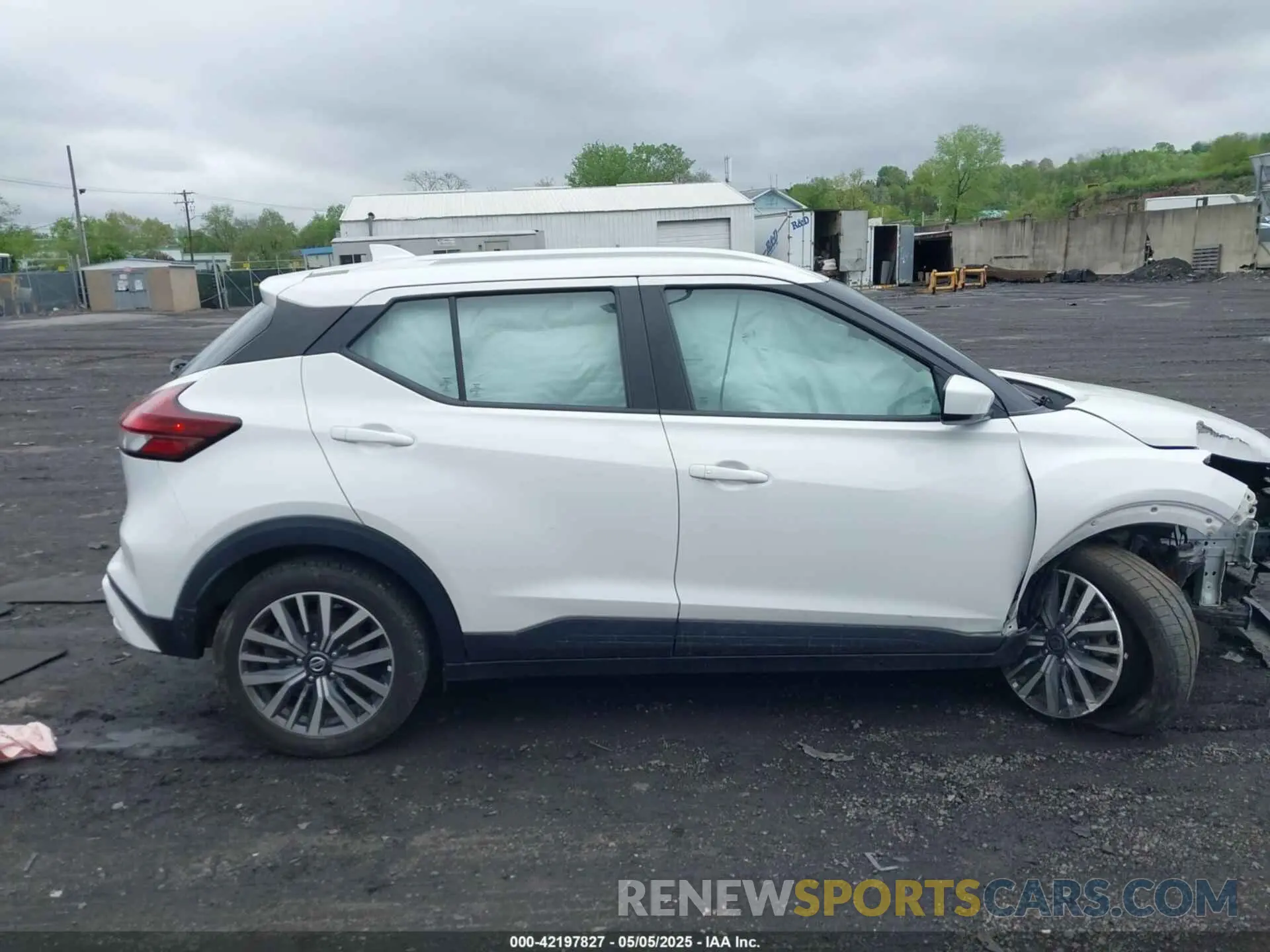 13 Фотография поврежденного автомобиля 3N1CP5CV5ML480609 NISSAN KICKS 2021