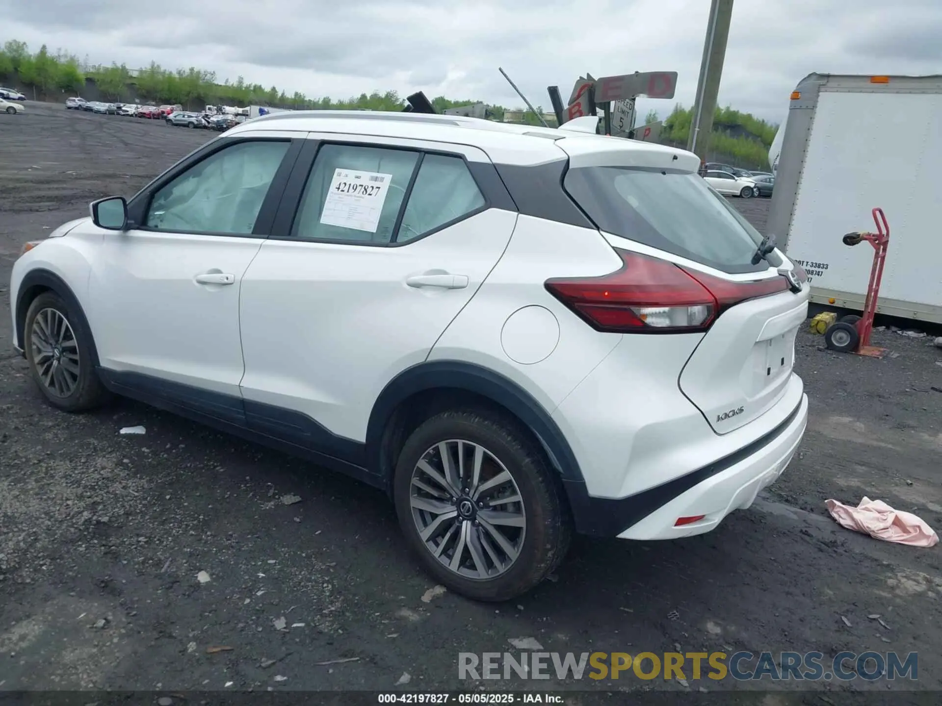 3 Фотография поврежденного автомобиля 3N1CP5CV5ML480609 NISSAN KICKS 2021