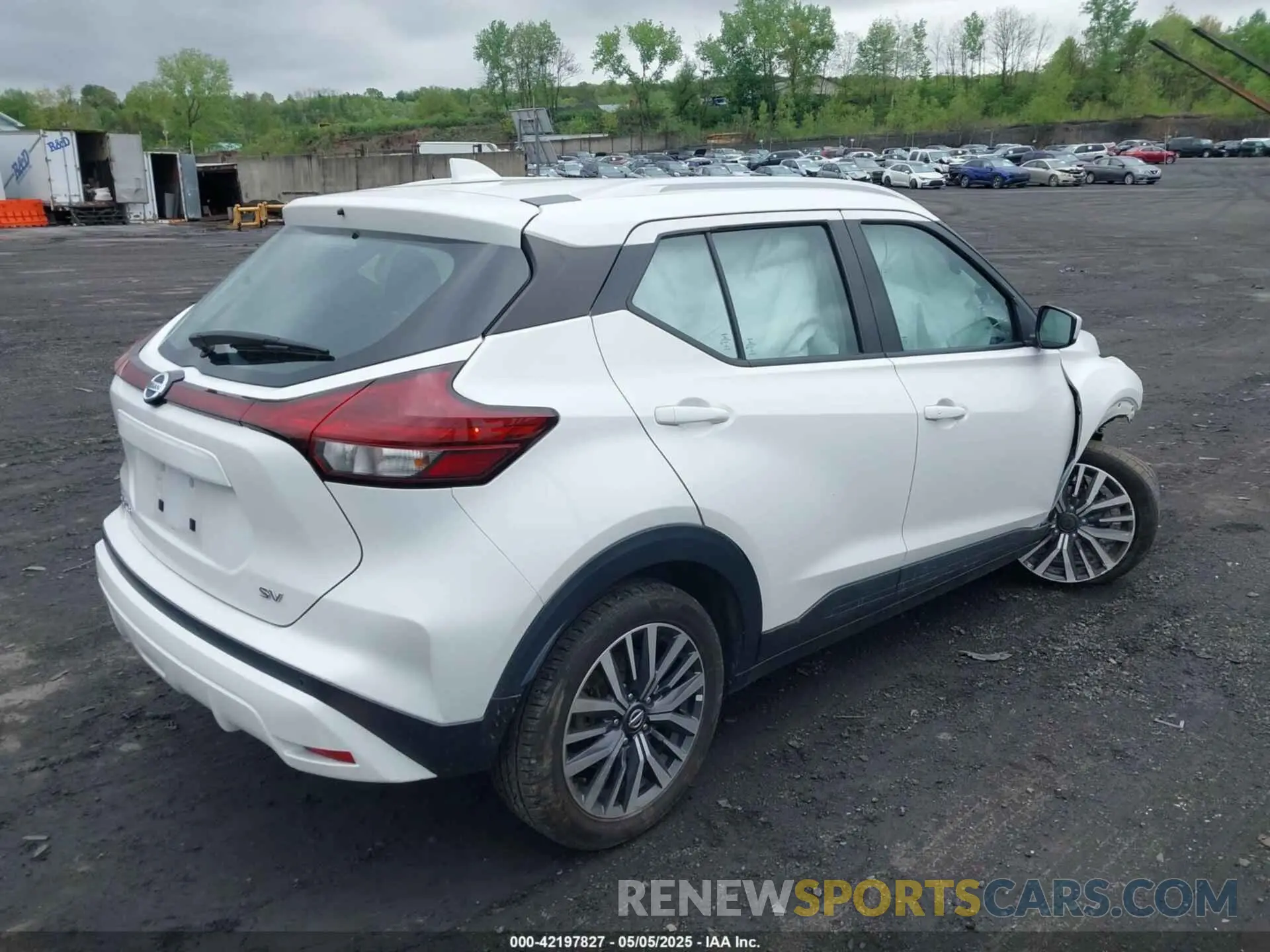 4 Фотография поврежденного автомобиля 3N1CP5CV5ML480609 NISSAN KICKS 2021