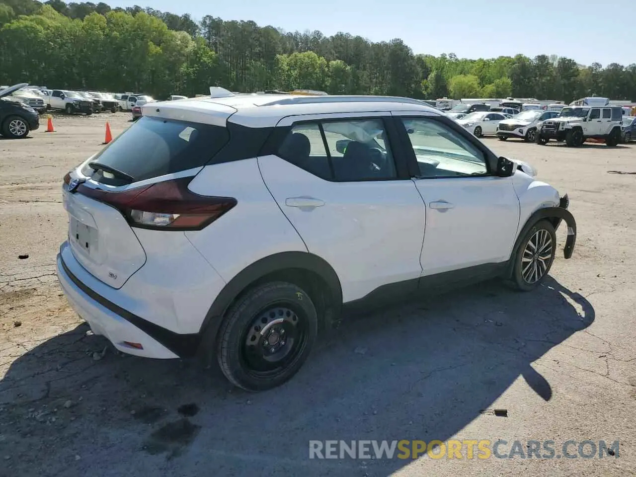3 Фотография поврежденного автомобиля 3N1CP5CV5ML526861 NISSAN KICKS 2021