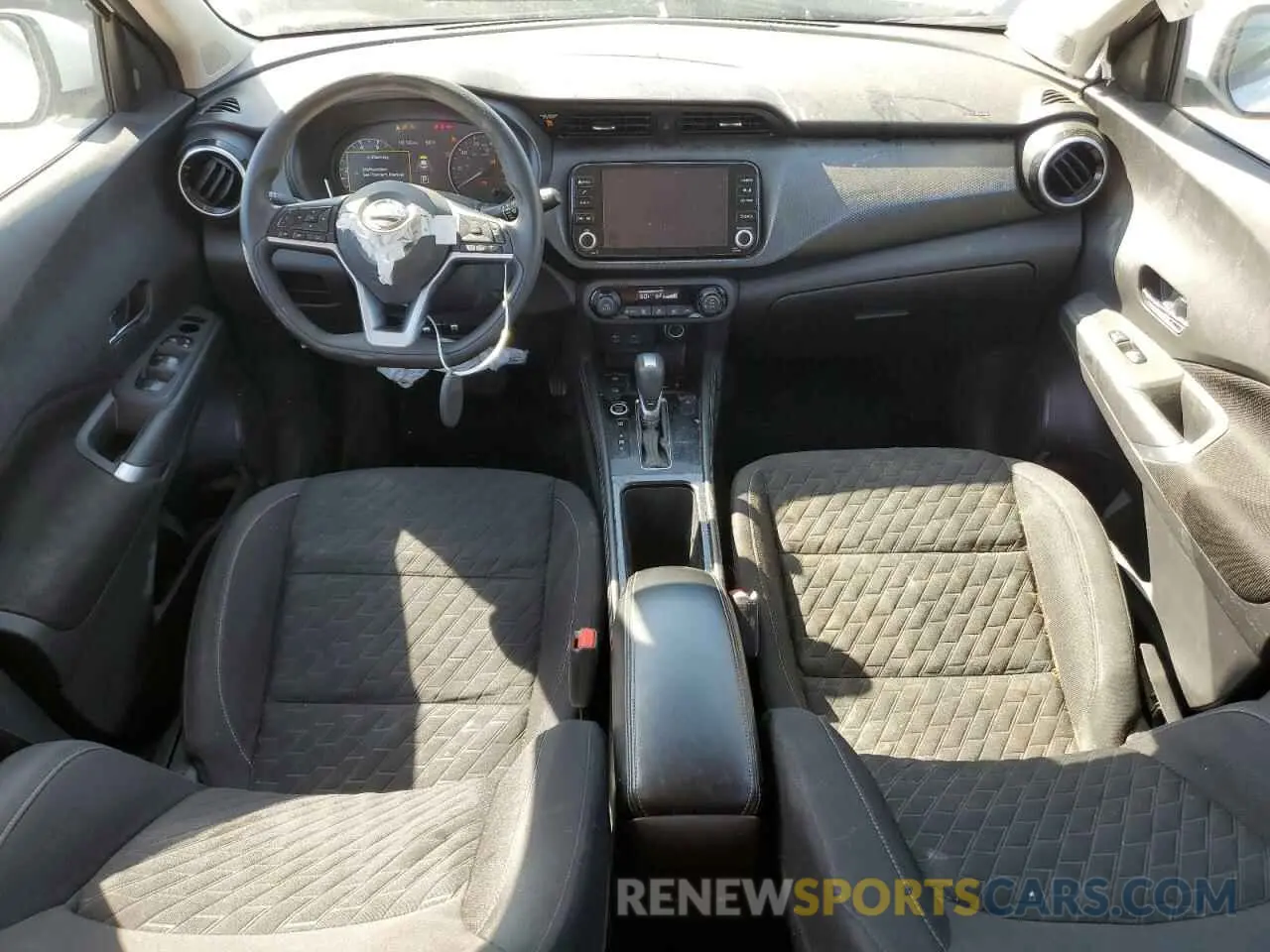 8 Фотография поврежденного автомобиля 3N1CP5CV5ML526861 NISSAN KICKS 2021