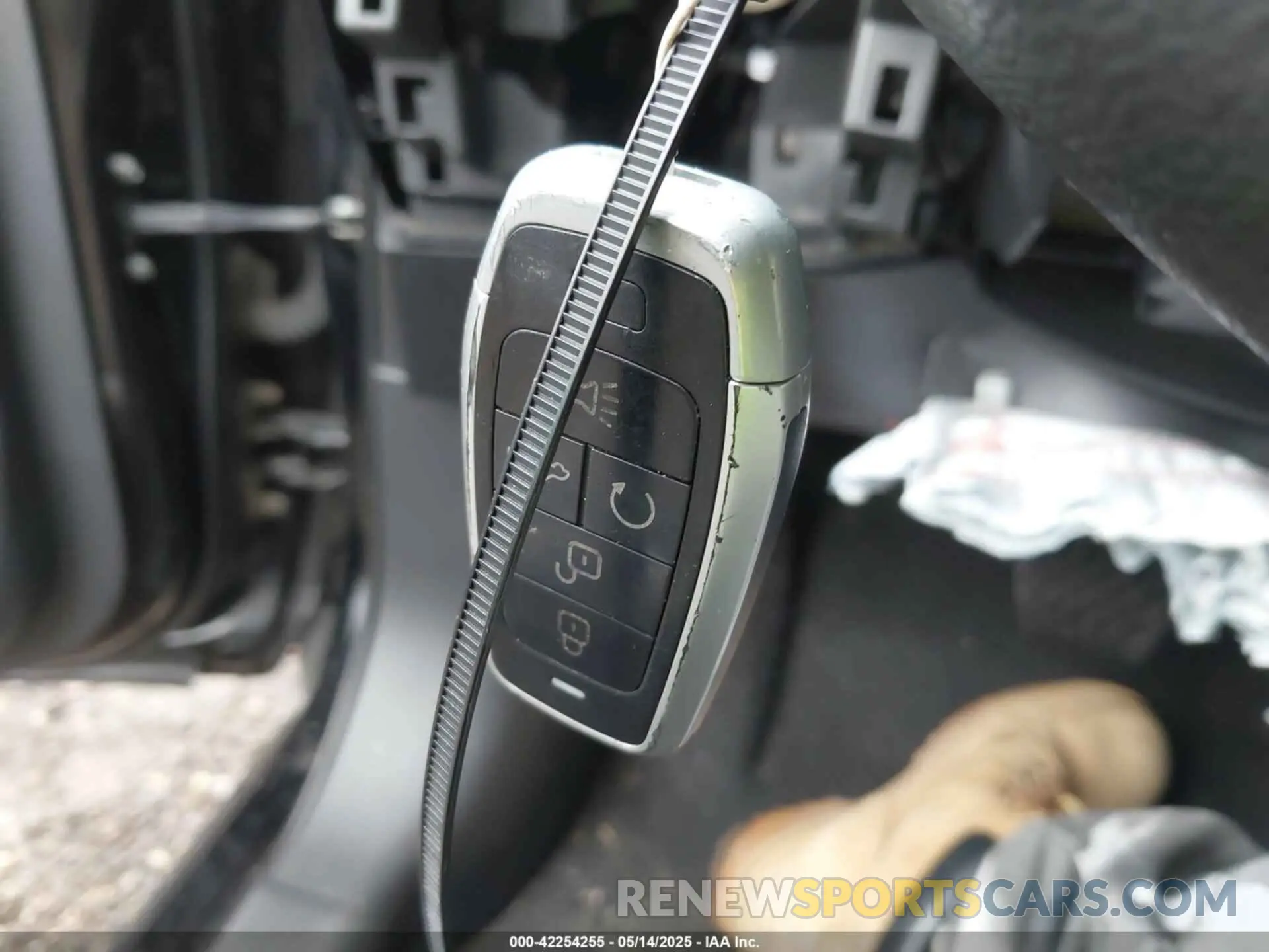 11 Photograph of a damaged car 3N1CP5CV6ML466864 NISSAN KICKS 2021