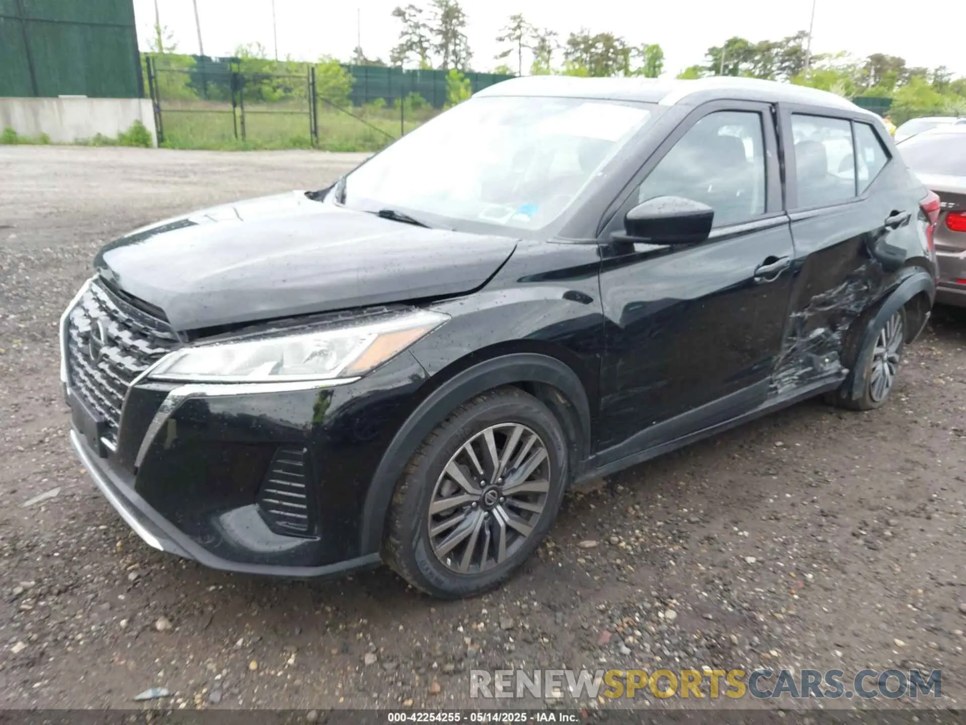 2 Photograph of a damaged car 3N1CP5CV6ML466864 NISSAN KICKS 2021