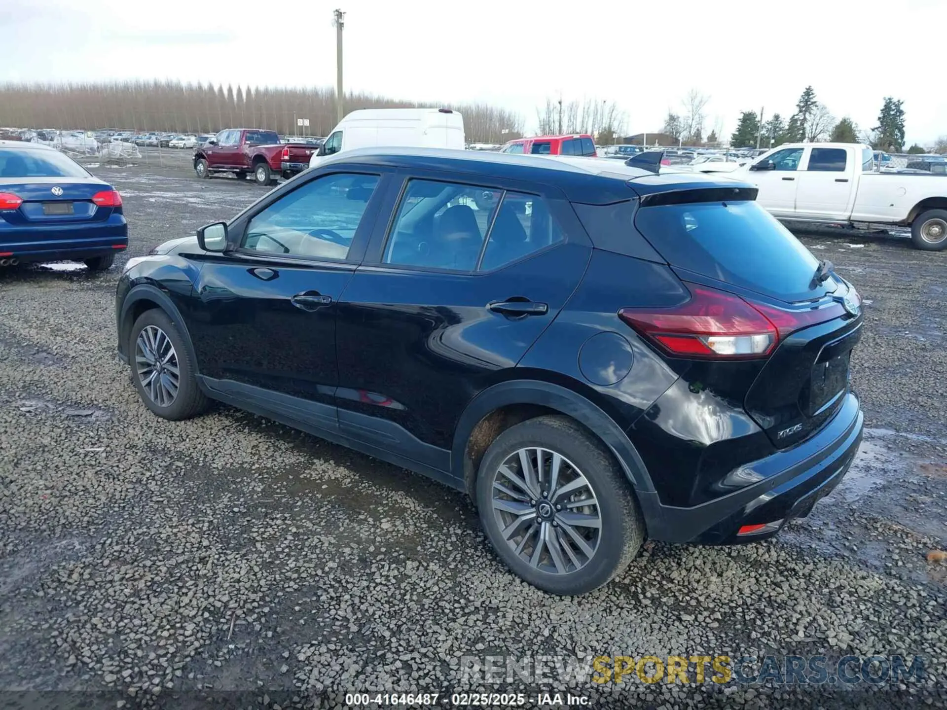 3 Photograph of a damaged car 3N1CP5CV6ML505923 NISSAN KICKS 2021