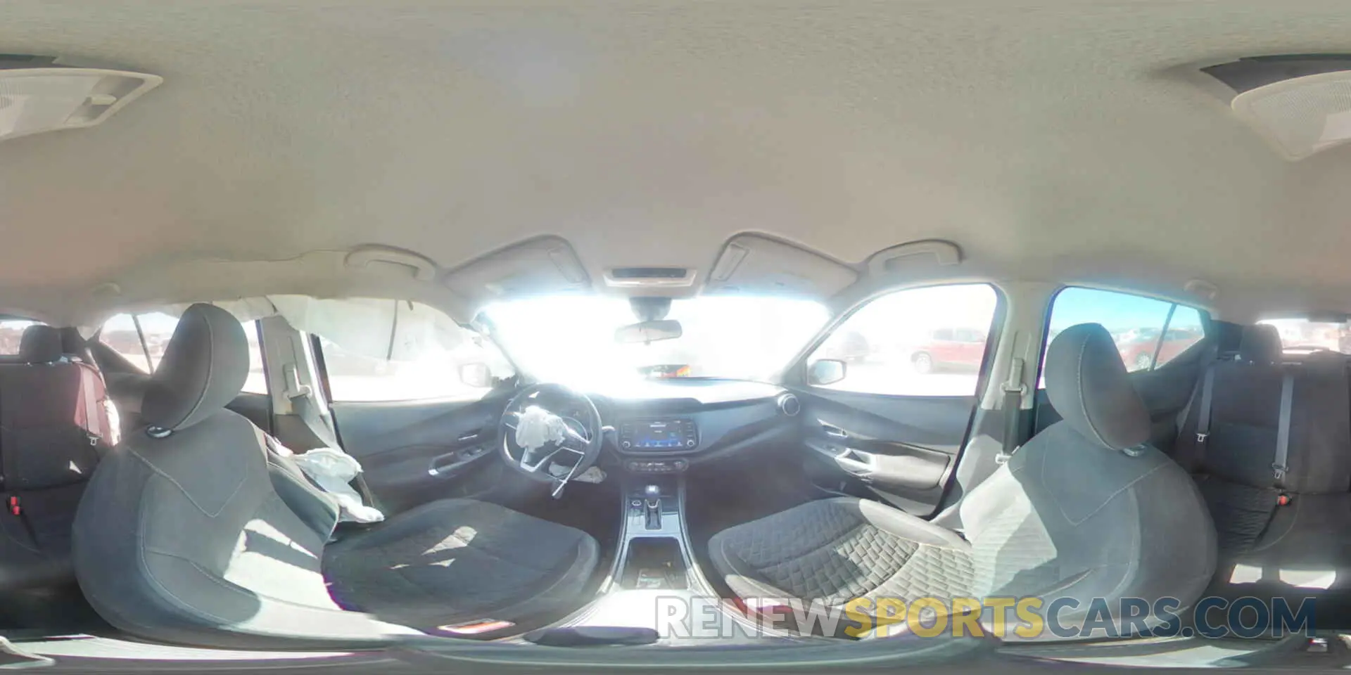 13 Photograph of a damaged car 3N1CP5CV7ML471376 NISSAN KICKS 2021