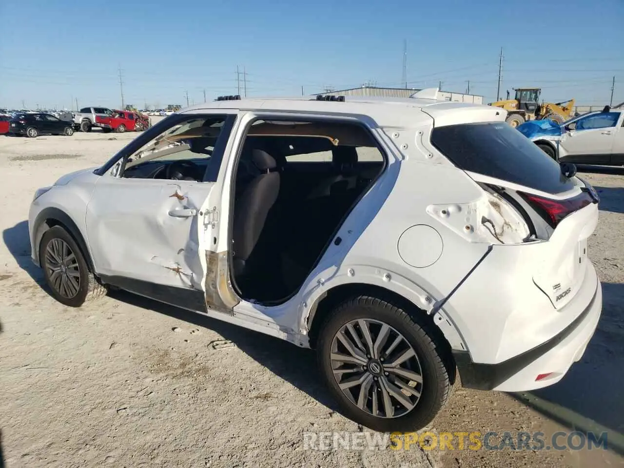 2 Photograph of a damaged car 3N1CP5CV7ML500584 NISSAN KICKS 2021