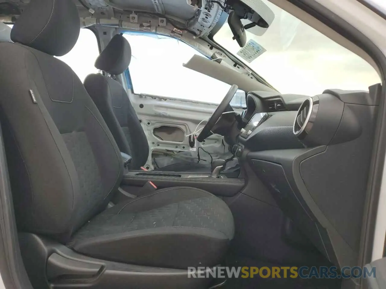 7 Photograph of a damaged car 3N1CP5CV7ML500584 NISSAN KICKS 2021