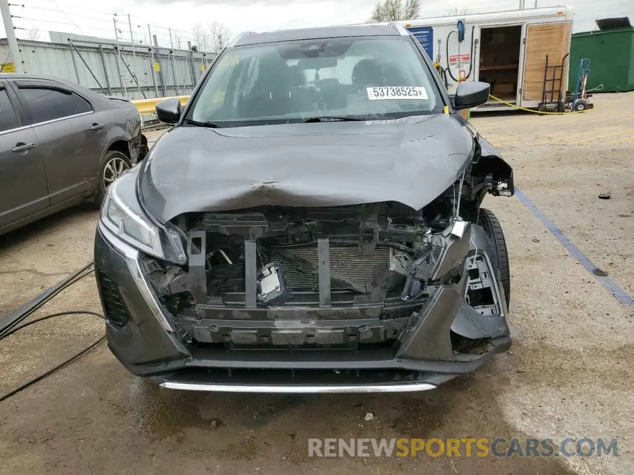 5 Photograph of a damaged car 3N1CP5CV8ML469717 NISSAN KICKS 2021
