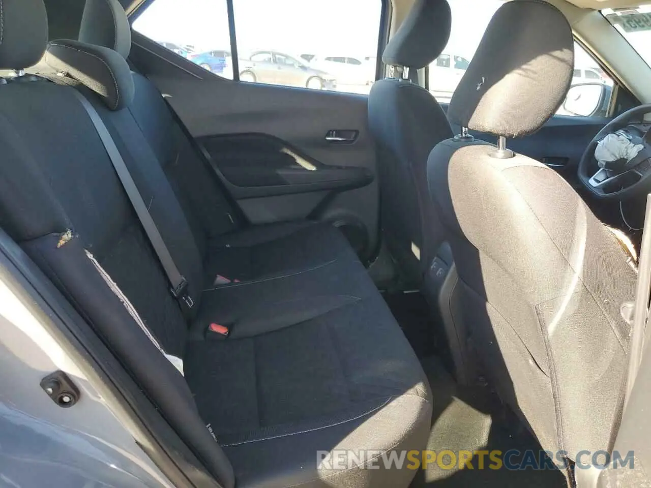11 Photograph of a damaged car 3N1CP5CV8ML470477 NISSAN KICKS 2021