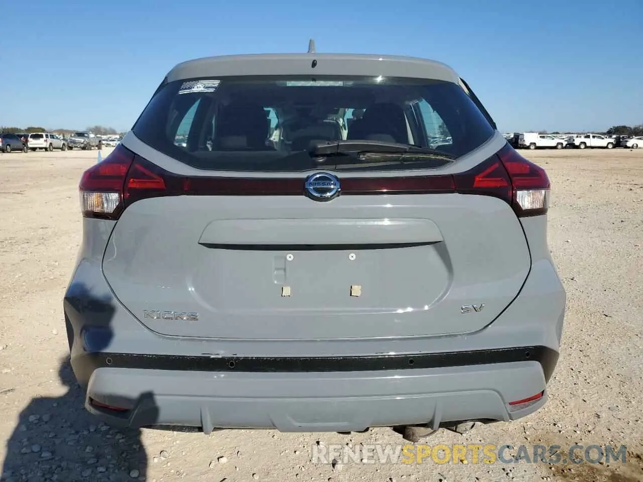 6 Photograph of a damaged car 3N1CP5CV8ML470477 NISSAN KICKS 2021