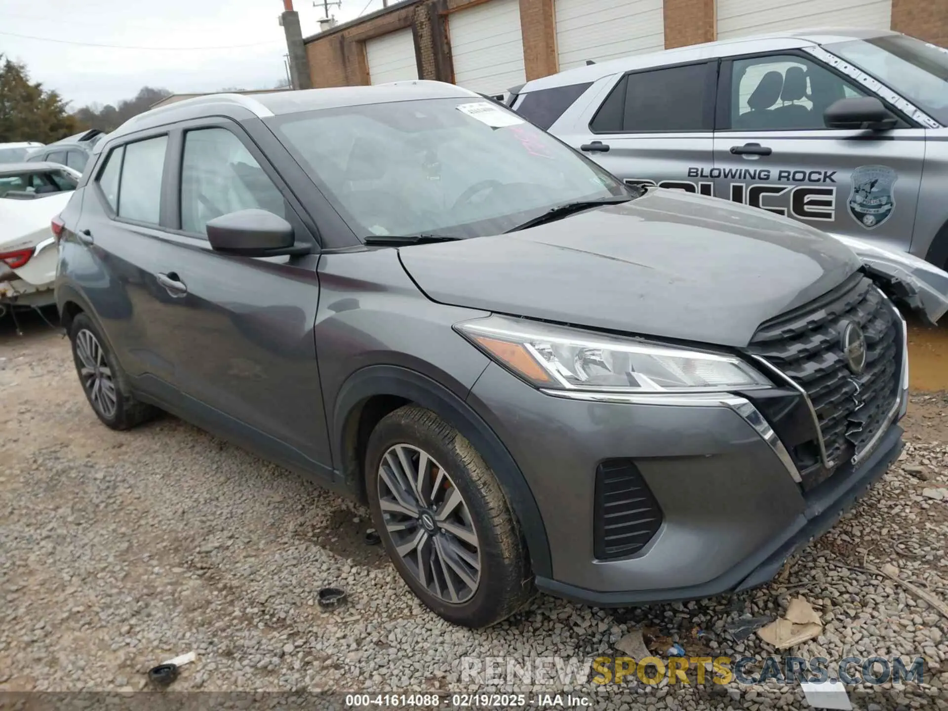 1 Photograph of a damaged car 3N1CP5CV8ML471788 NISSAN KICKS 2021