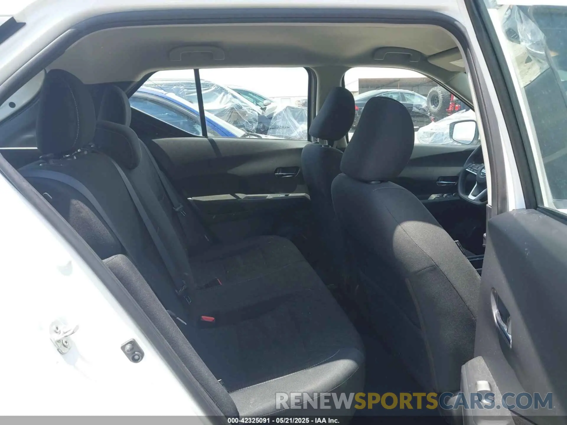 8 Фотография поврежденного автомобиля 3N1CP5CV8ML484251 NISSAN KICKS 2021