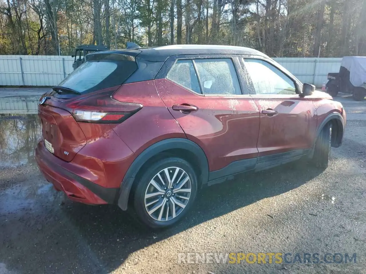 3 Photograph of a damaged car 3N1CP5CV8ML494505 NISSAN KICKS 2021