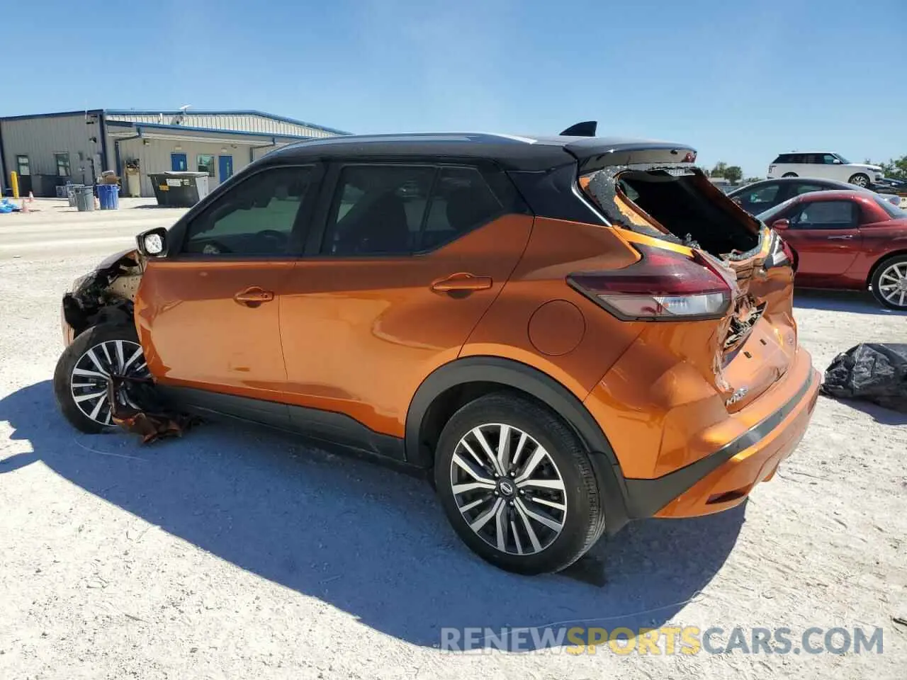 2 Photograph of a damaged car 3N1CP5CV8ML556548 NISSAN KICKS 2021