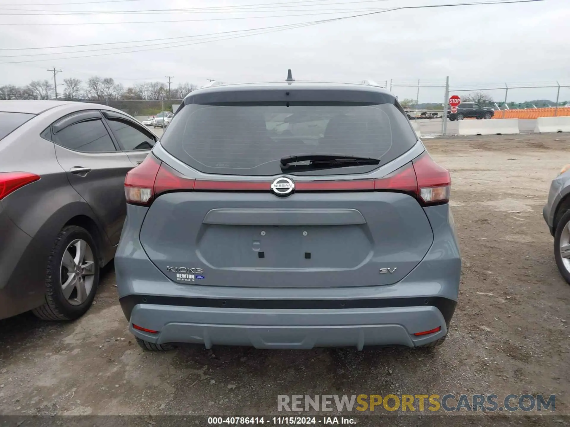 16 Photograph of a damaged car 3N1CP5CV9ML473162 NISSAN KICKS 2021