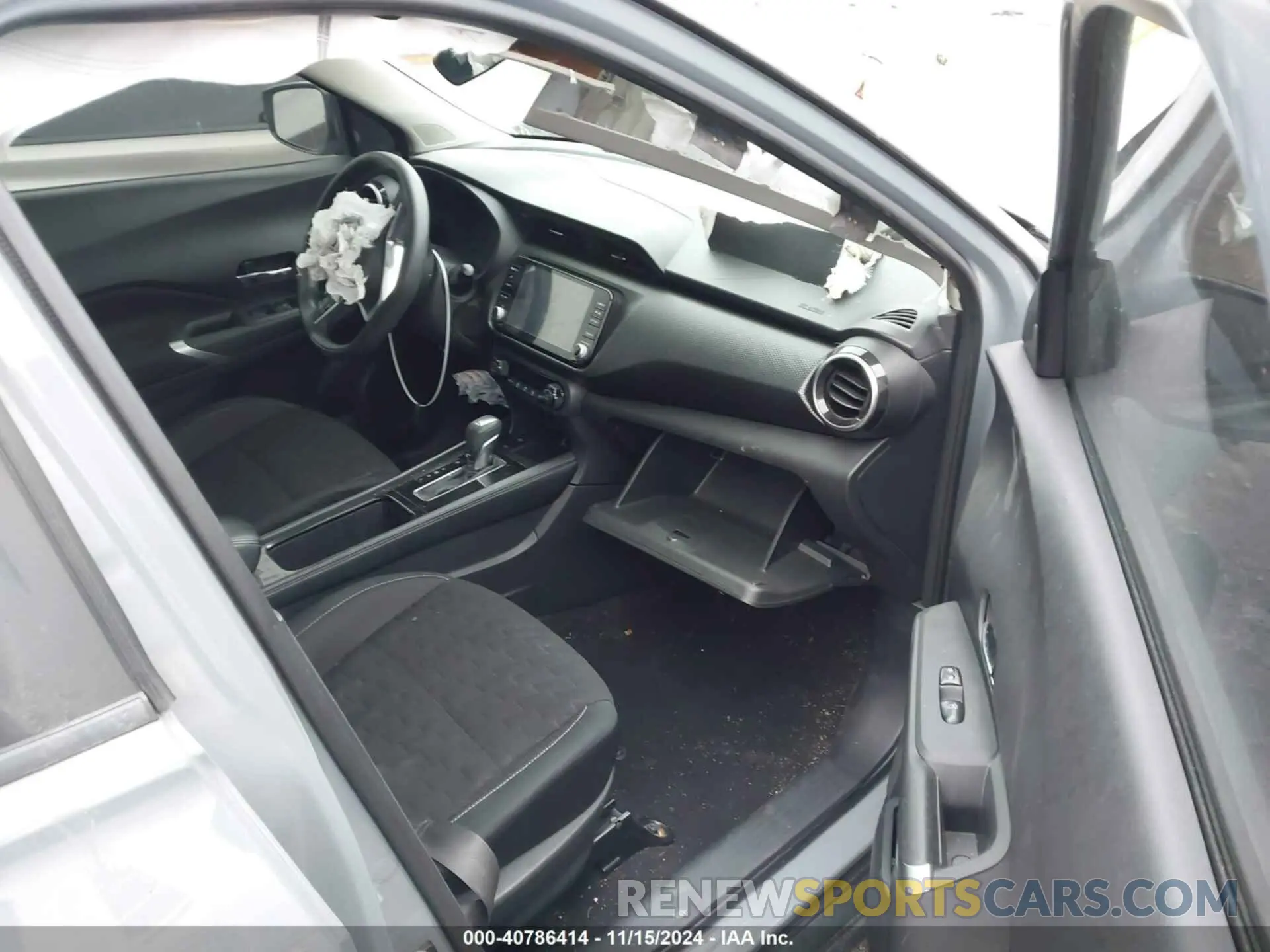 5 Photograph of a damaged car 3N1CP5CV9ML473162 NISSAN KICKS 2021