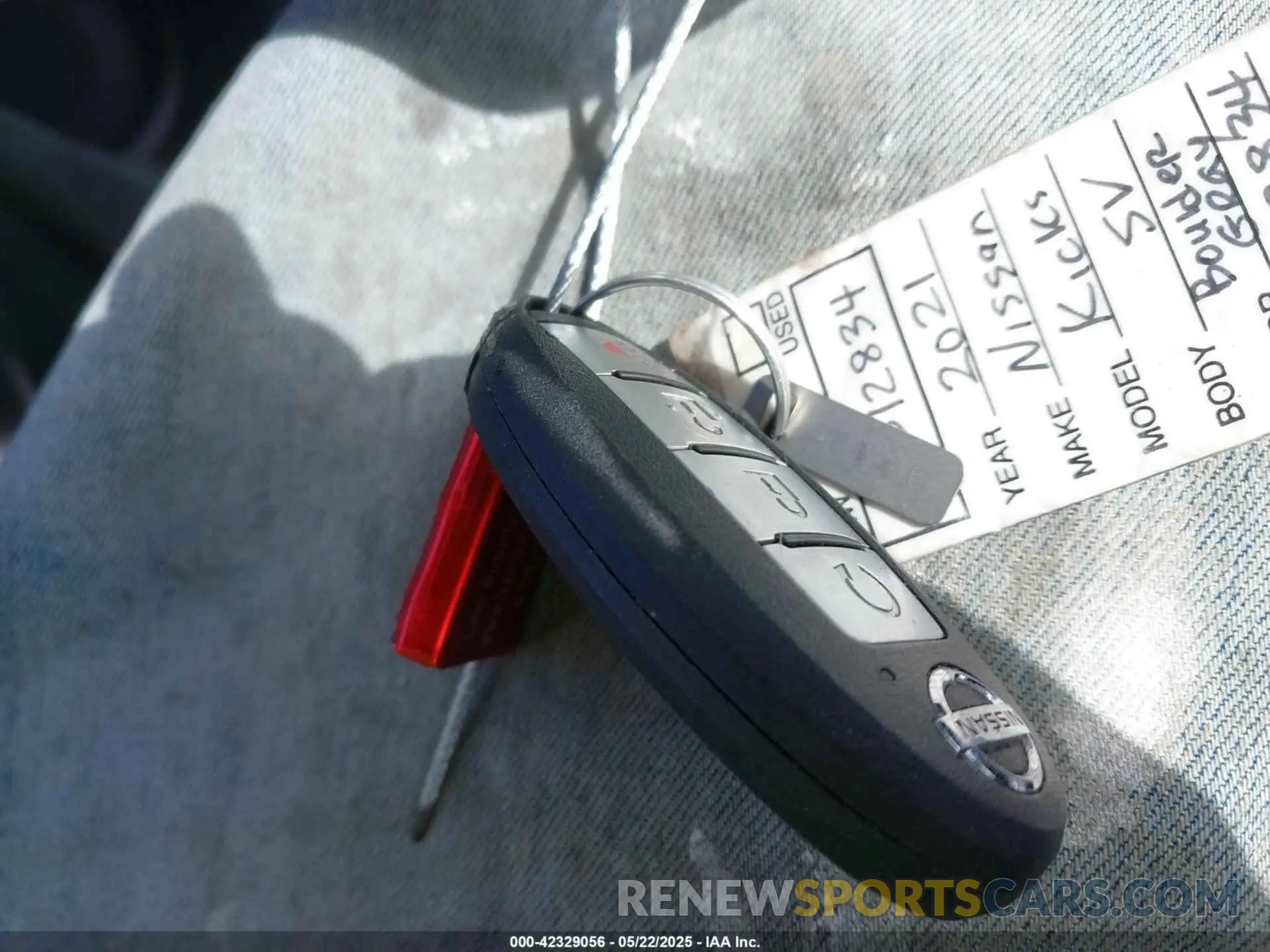 11 Photograph of a damaged car 3N1CP5CV9ML512834 NISSAN KICKS 2021