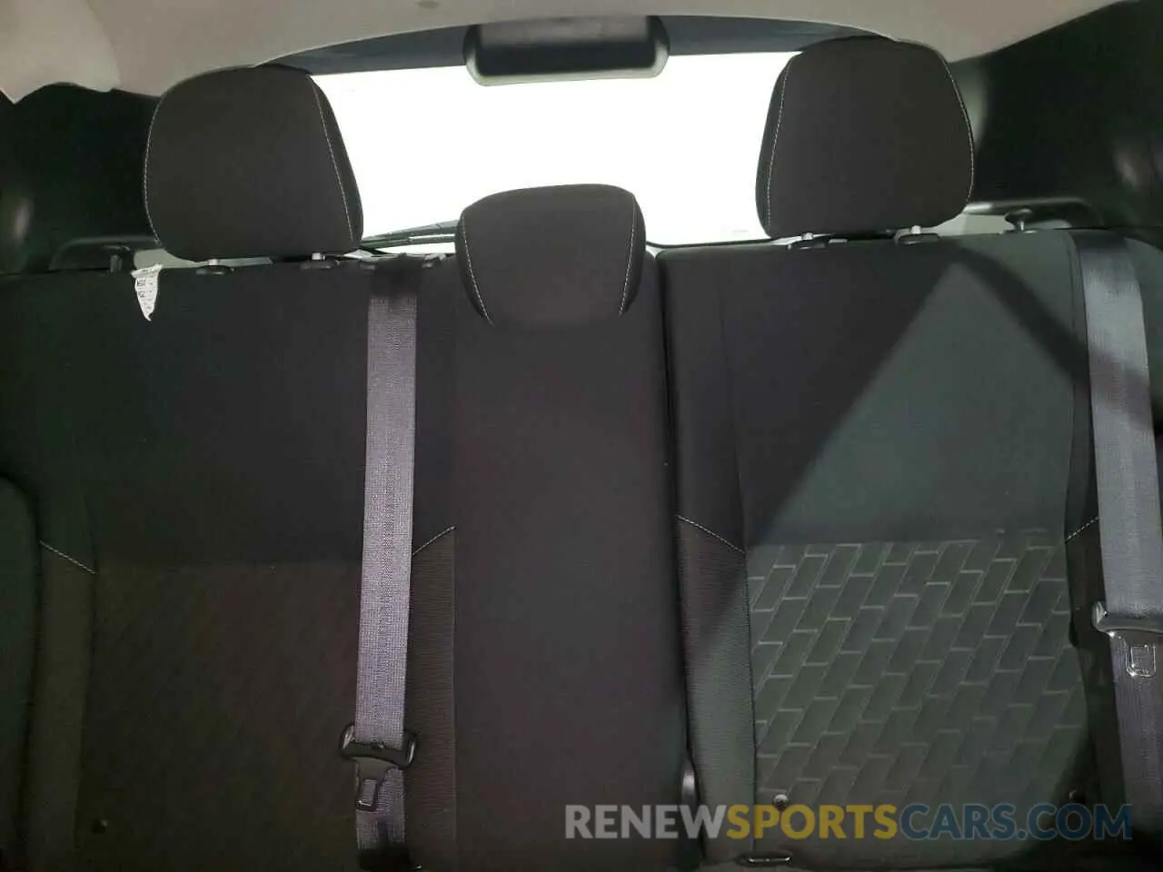 10 Photograph of a damaged car 3N1CP5CV9ML543727 NISSAN KICKS 2021