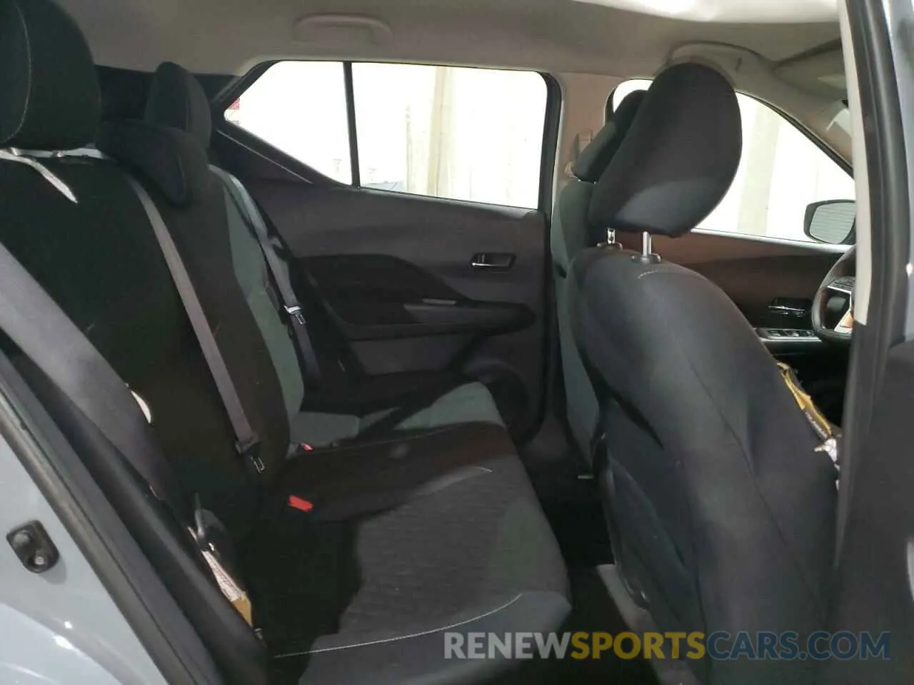 11 Photograph of a damaged car 3N1CP5CV9ML543727 NISSAN KICKS 2021