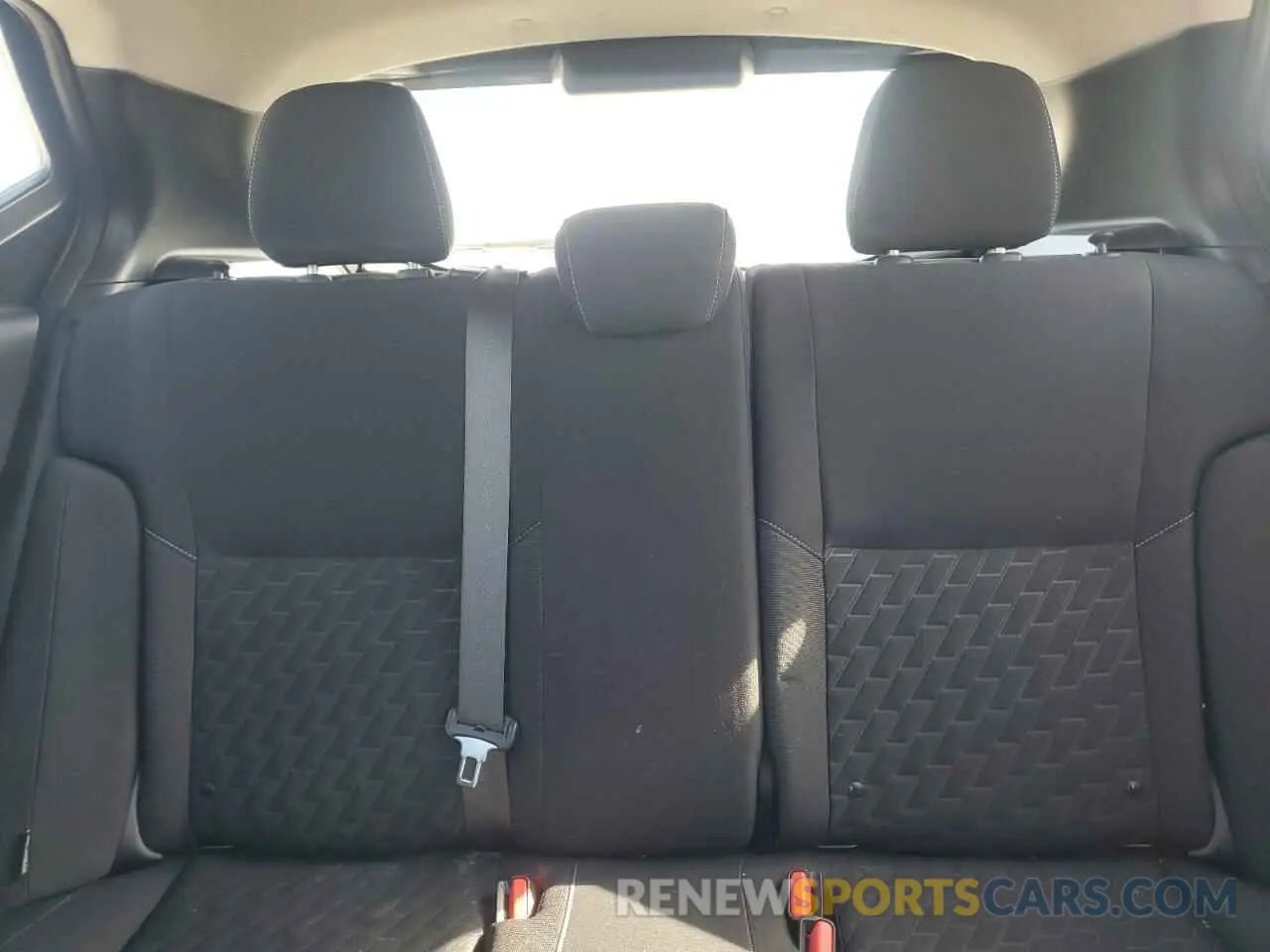 10 Photograph of a damaged car 3N1CP5CV9ML545977 NISSAN KICKS 2021