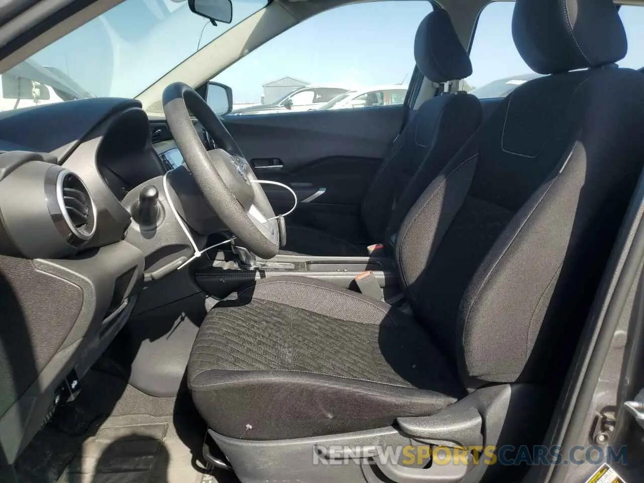 7 Photograph of a damaged car 3N1CP5CV9ML545977 NISSAN KICKS 2021