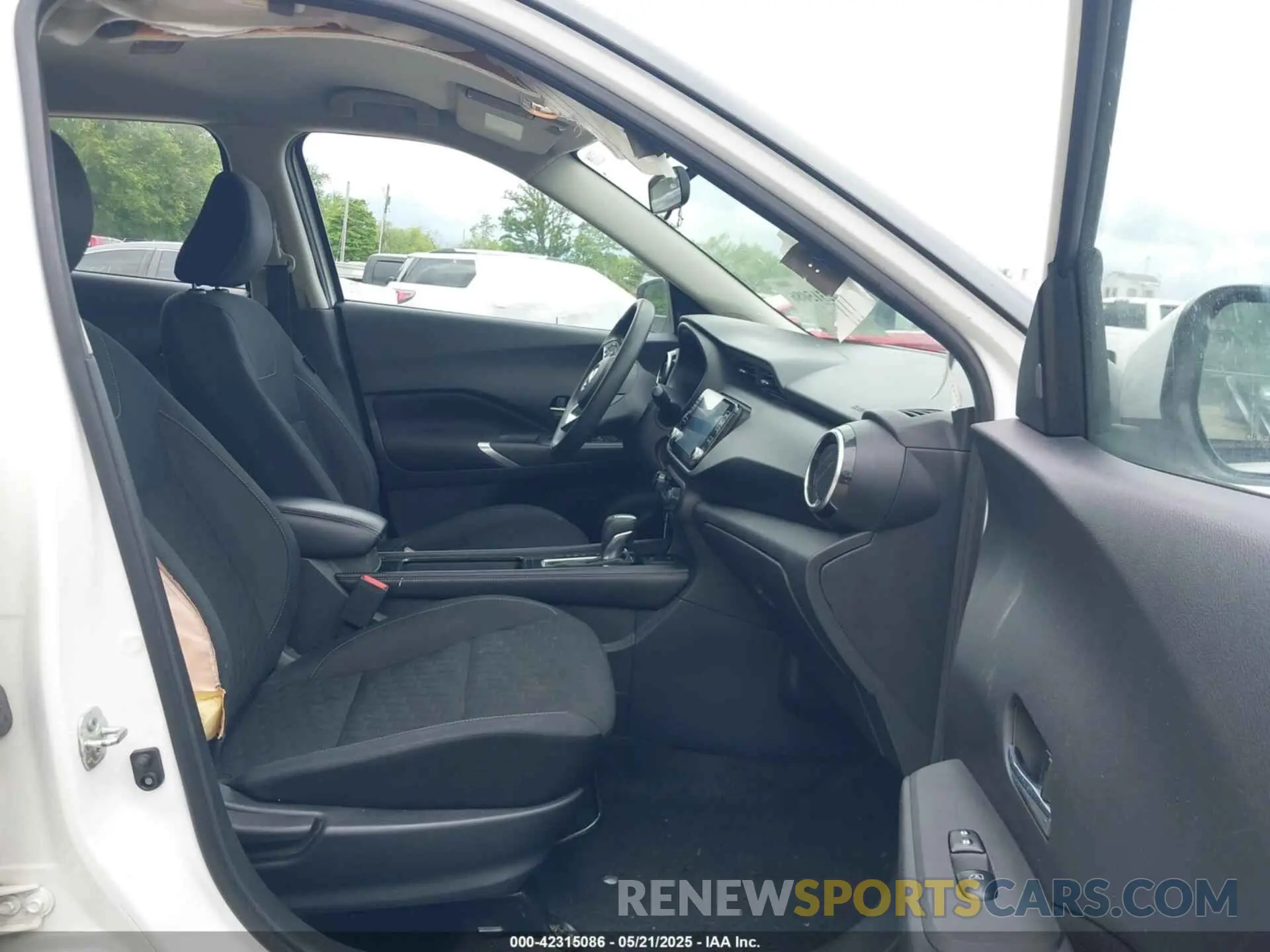 5 Фотография поврежденного автомобиля 3N1CP5CVXML481254 NISSAN KICKS 2021