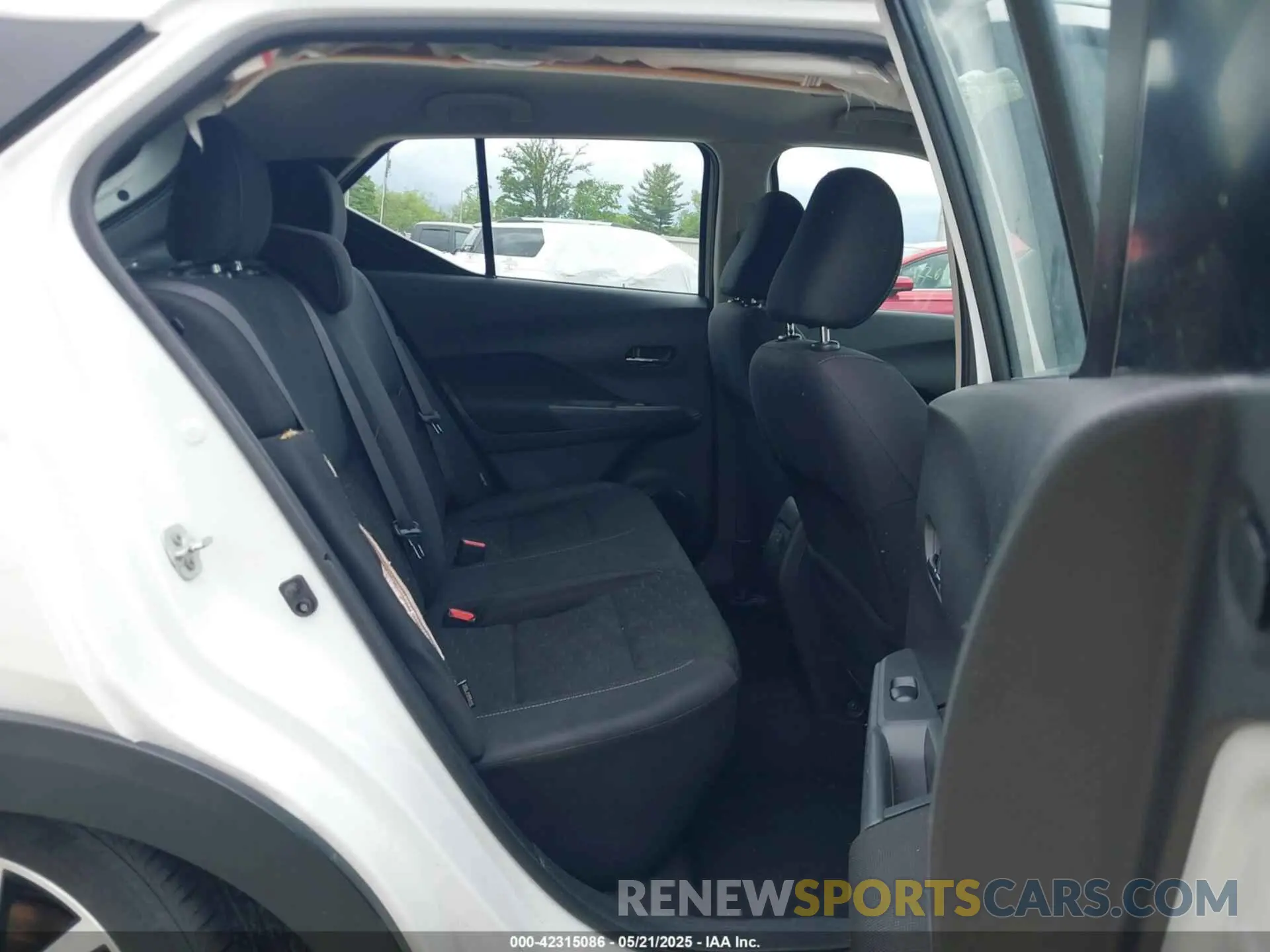 8 Фотография поврежденного автомобиля 3N1CP5CVXML481254 NISSAN KICKS 2021
