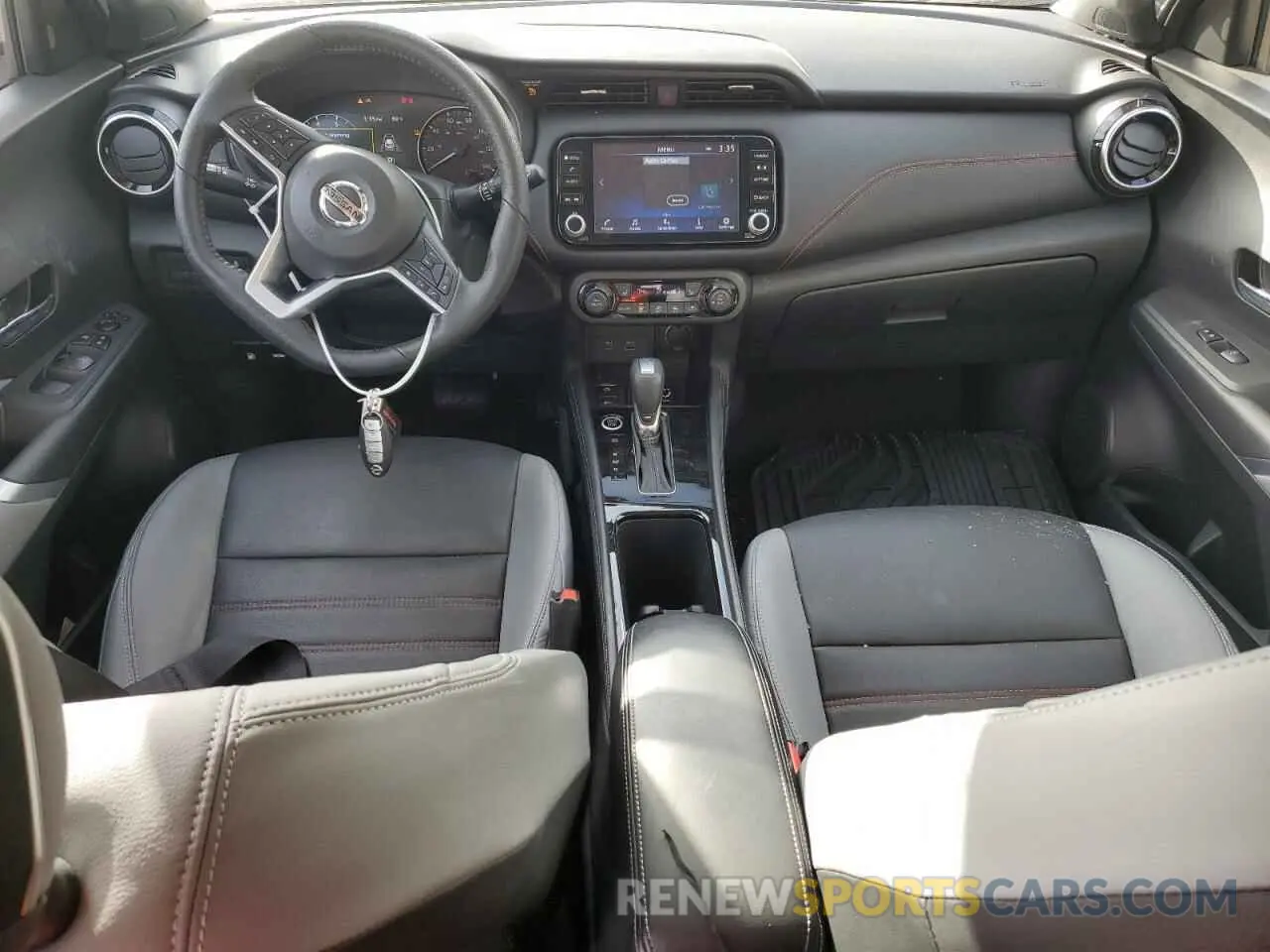 8 Photograph of a damaged car 3N1CP5DV1ML517170 NISSAN KICKS 2021