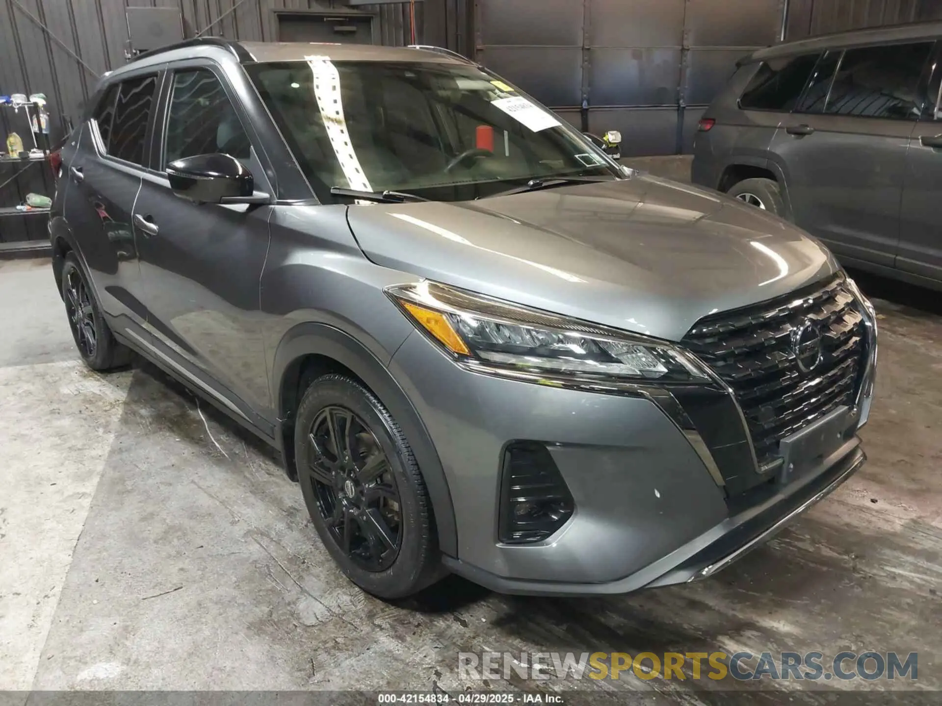 1 Photograph of a damaged car 3N1CP5DV1ML541758 NISSAN KICKS 2021
