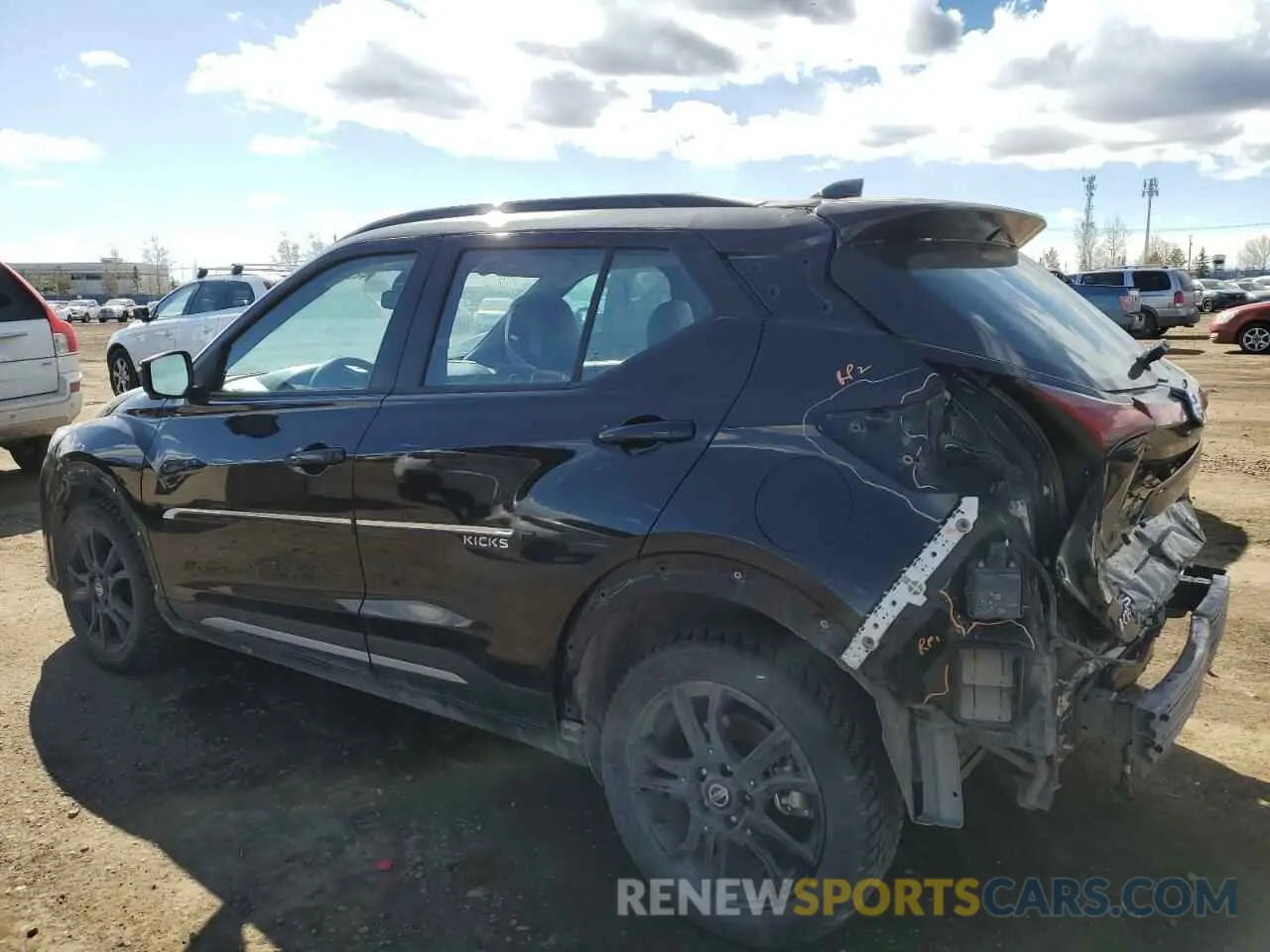 2 Photograph of a damaged car 3N1CP5DV1ML558138 NISSAN KICKS 2021