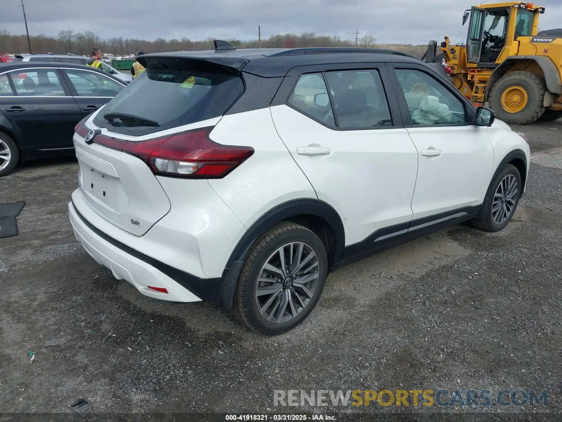 4 Фотография поврежденного автомобиля 3N1CP5DV2ML492750 NISSAN KICKS 2021