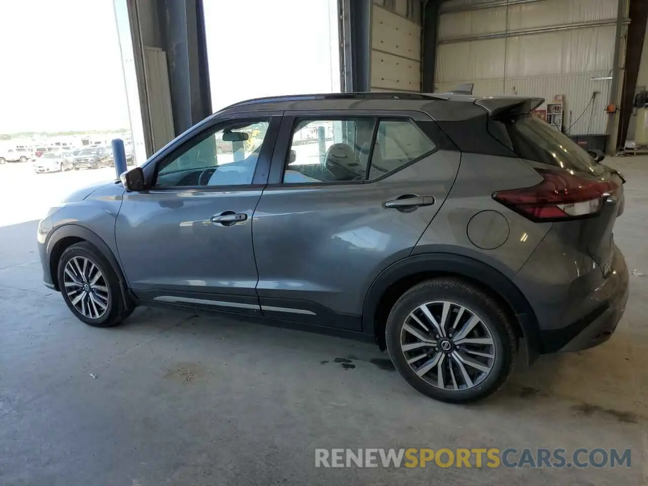 2 Photograph of a damaged car 3N1CP5DV2ML499603 NISSAN KICKS 2021