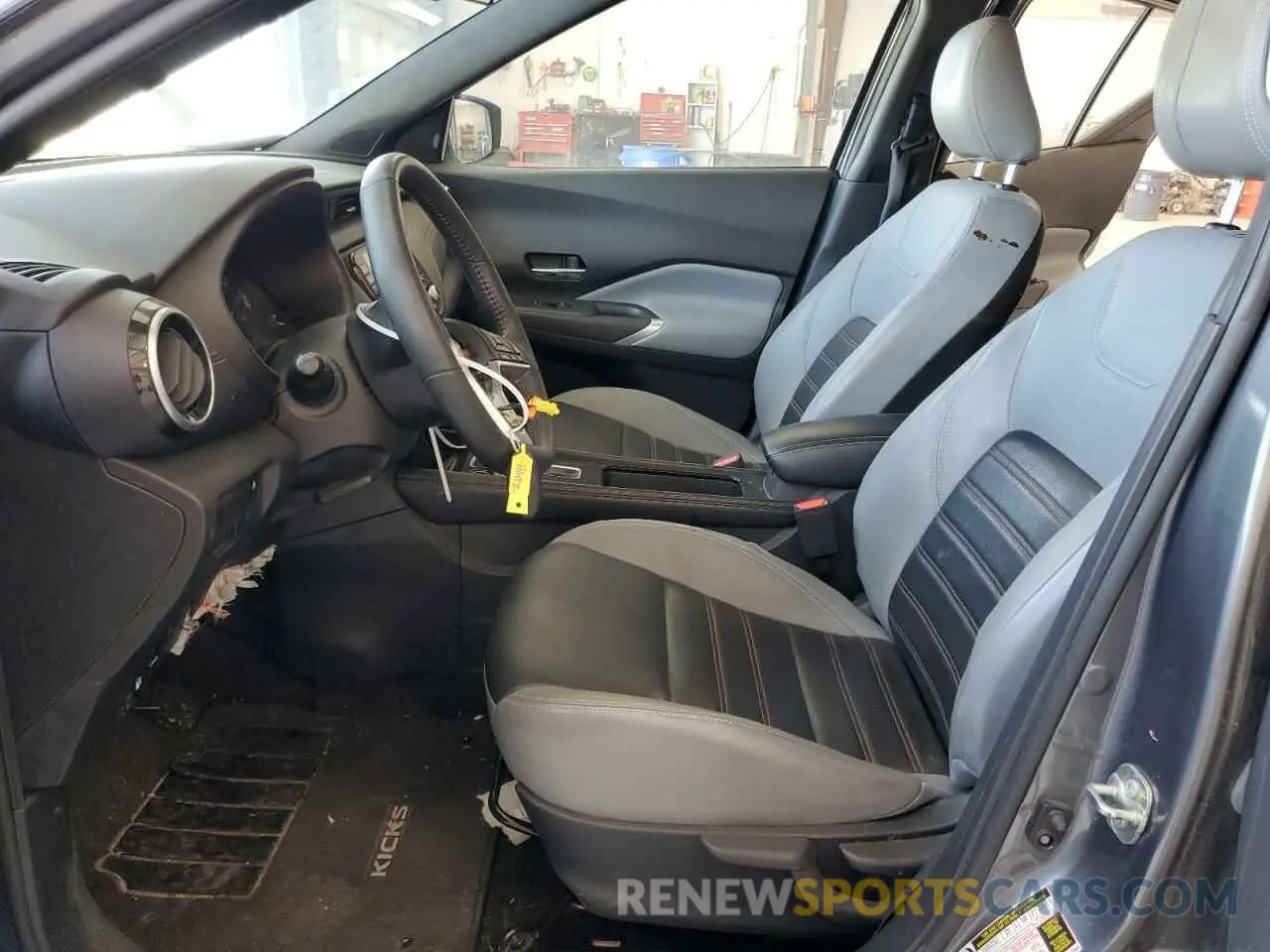 7 Photograph of a damaged car 3N1CP5DV2ML499603 NISSAN KICKS 2021