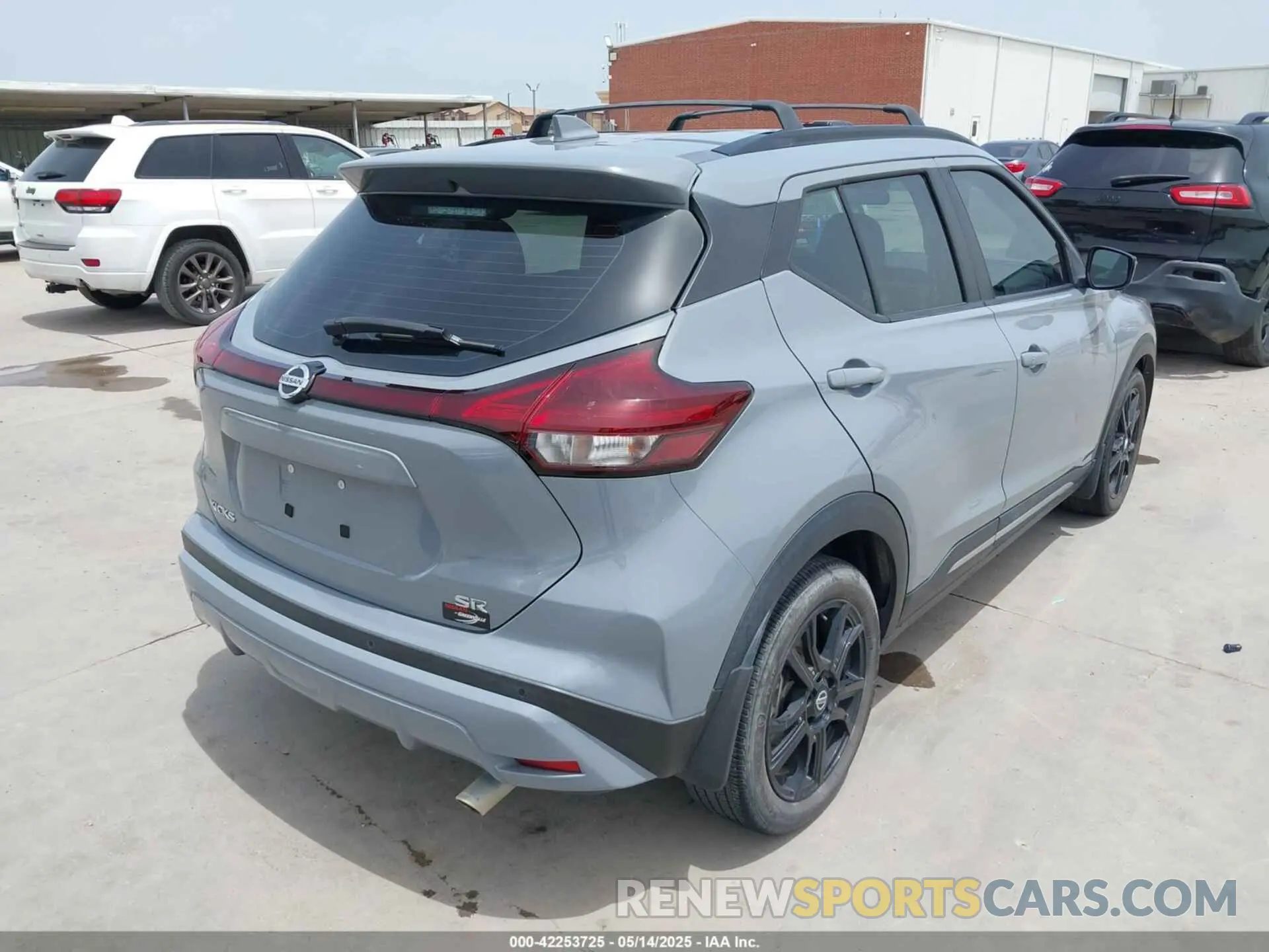 4 Фотография поврежденного автомобиля 3N1CP5DV2ML556821 NISSAN KICKS 2021