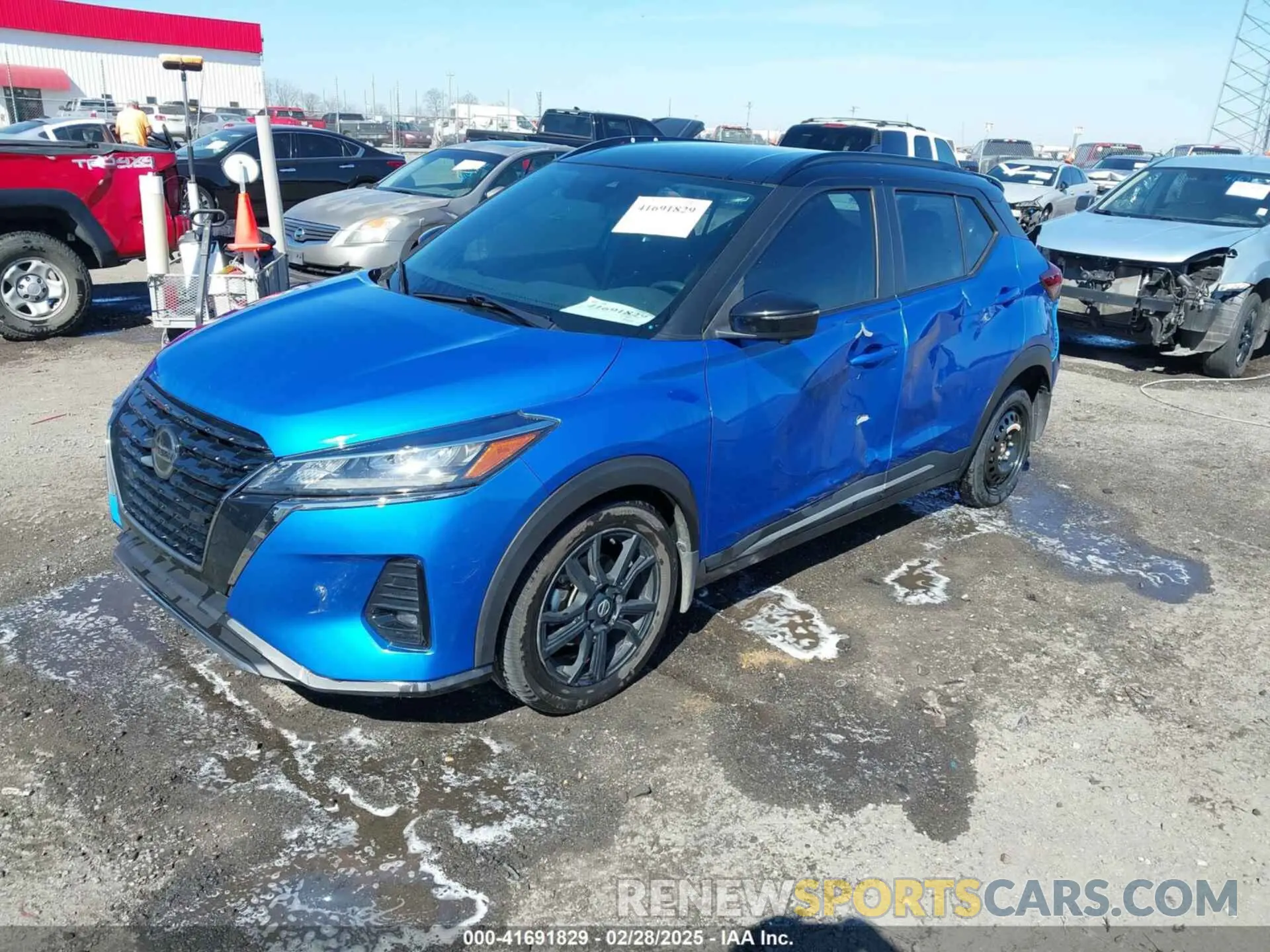 2 Photograph of a damaged car 3N1CP5DV3ML561218 NISSAN KICKS 2021