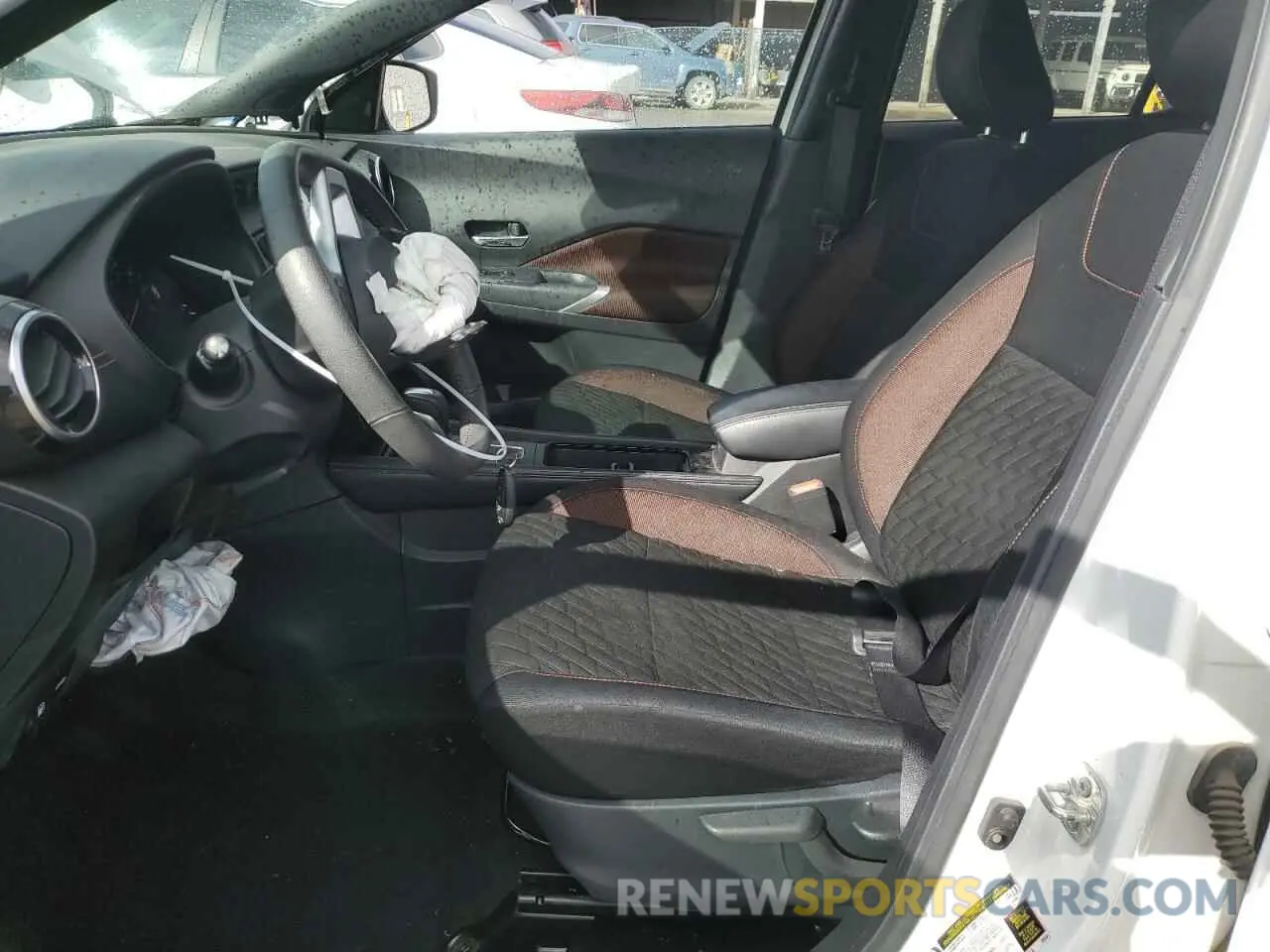 7 Photograph of a damaged car 3N1CP5DV4ML489686 NISSAN KICKS 2021