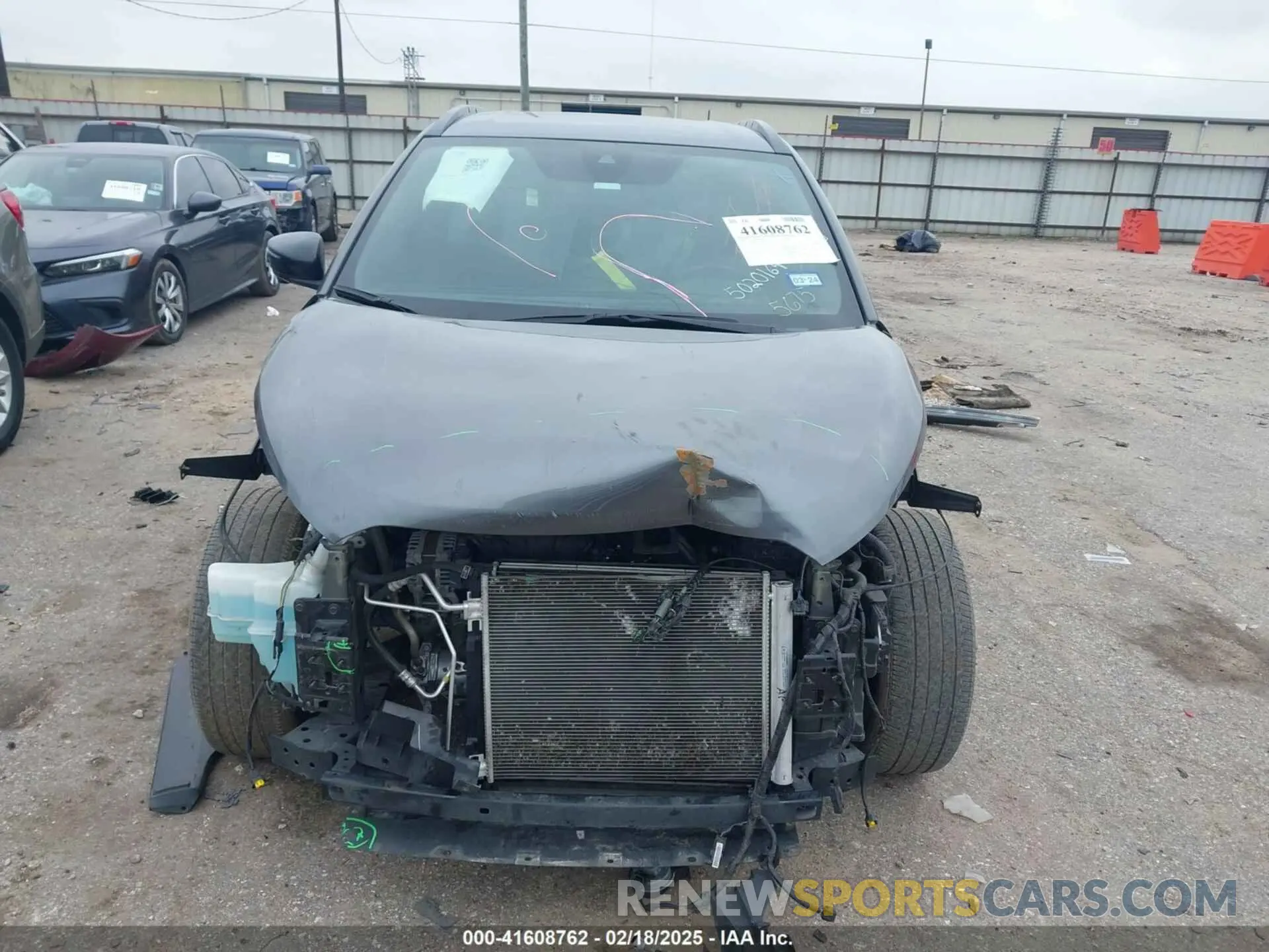 13 Фотография поврежденного автомобиля 3N1CP5DV6ML475675 NISSAN KICKS 2021