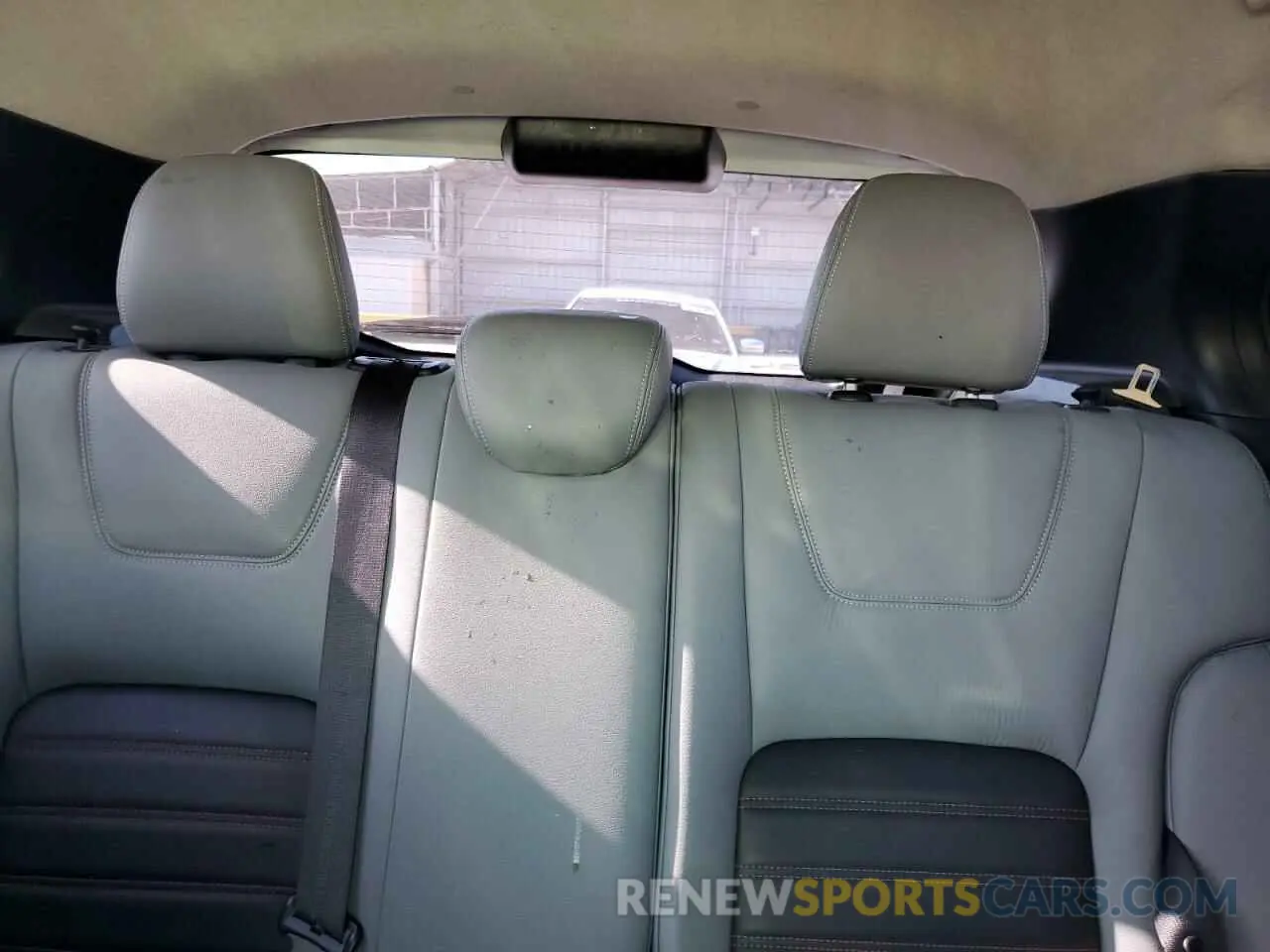 10 Photograph of a damaged car 3N1CP5DV6ML560449 NISSAN KICKS 2021