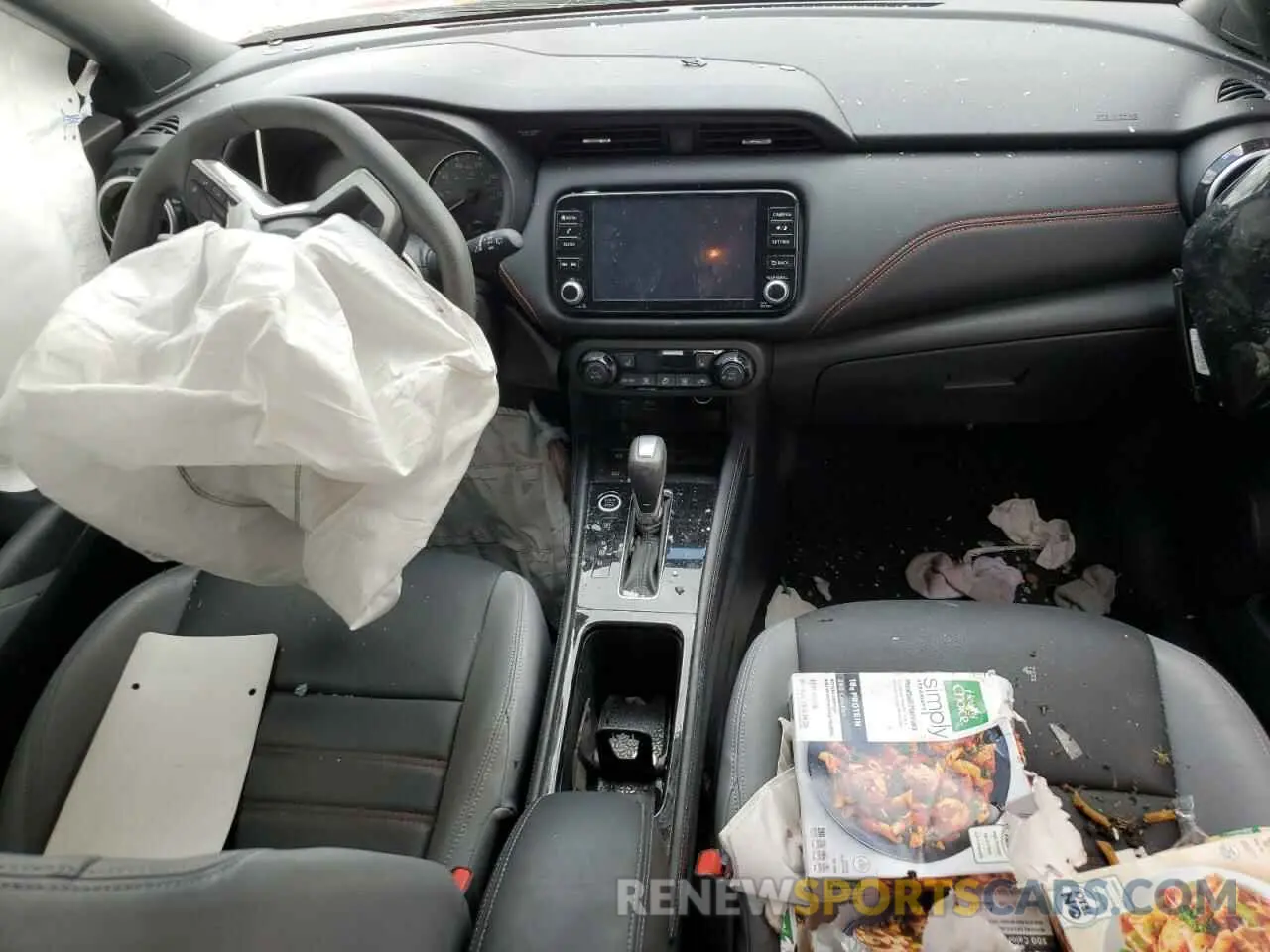 8 Фотография поврежденного автомобиля 3N1CP5DV8ML537710 NISSAN KICKS 2021