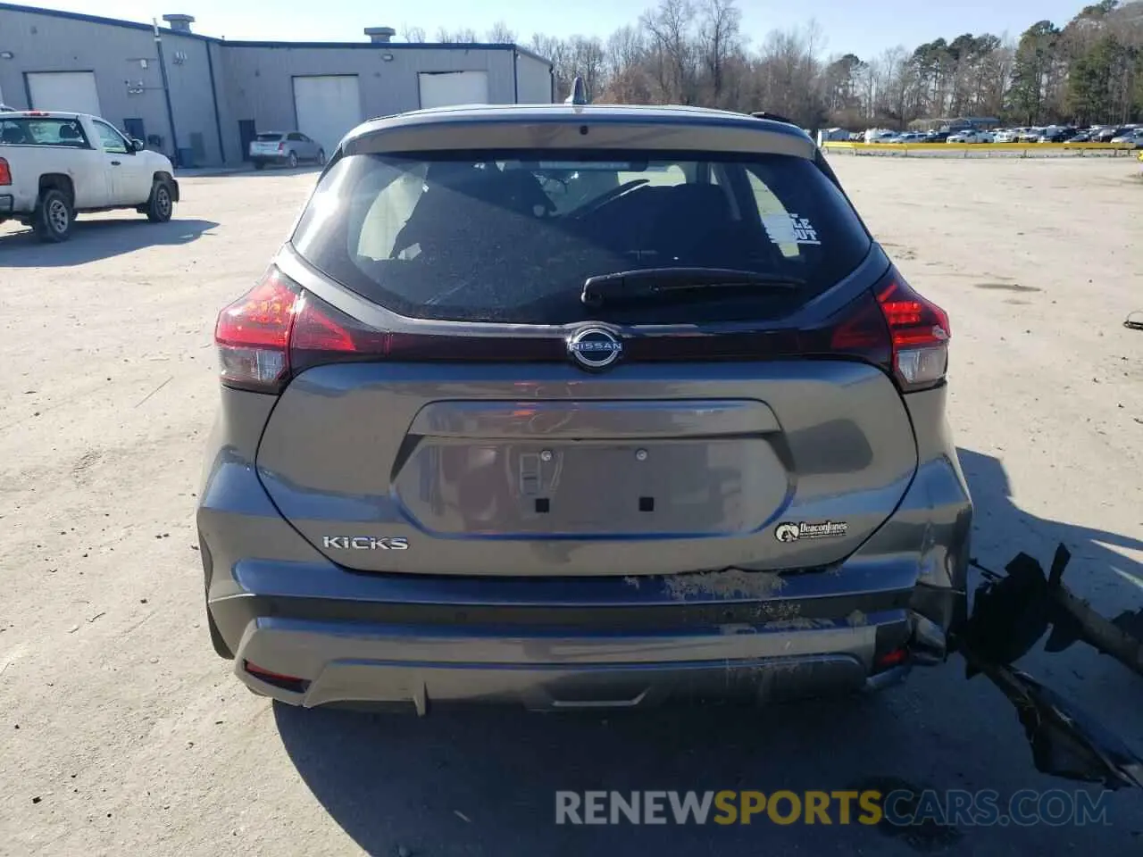 6 Photograph of a damaged car 3N1CP5BV0NL502101 NISSAN KICKS 2022