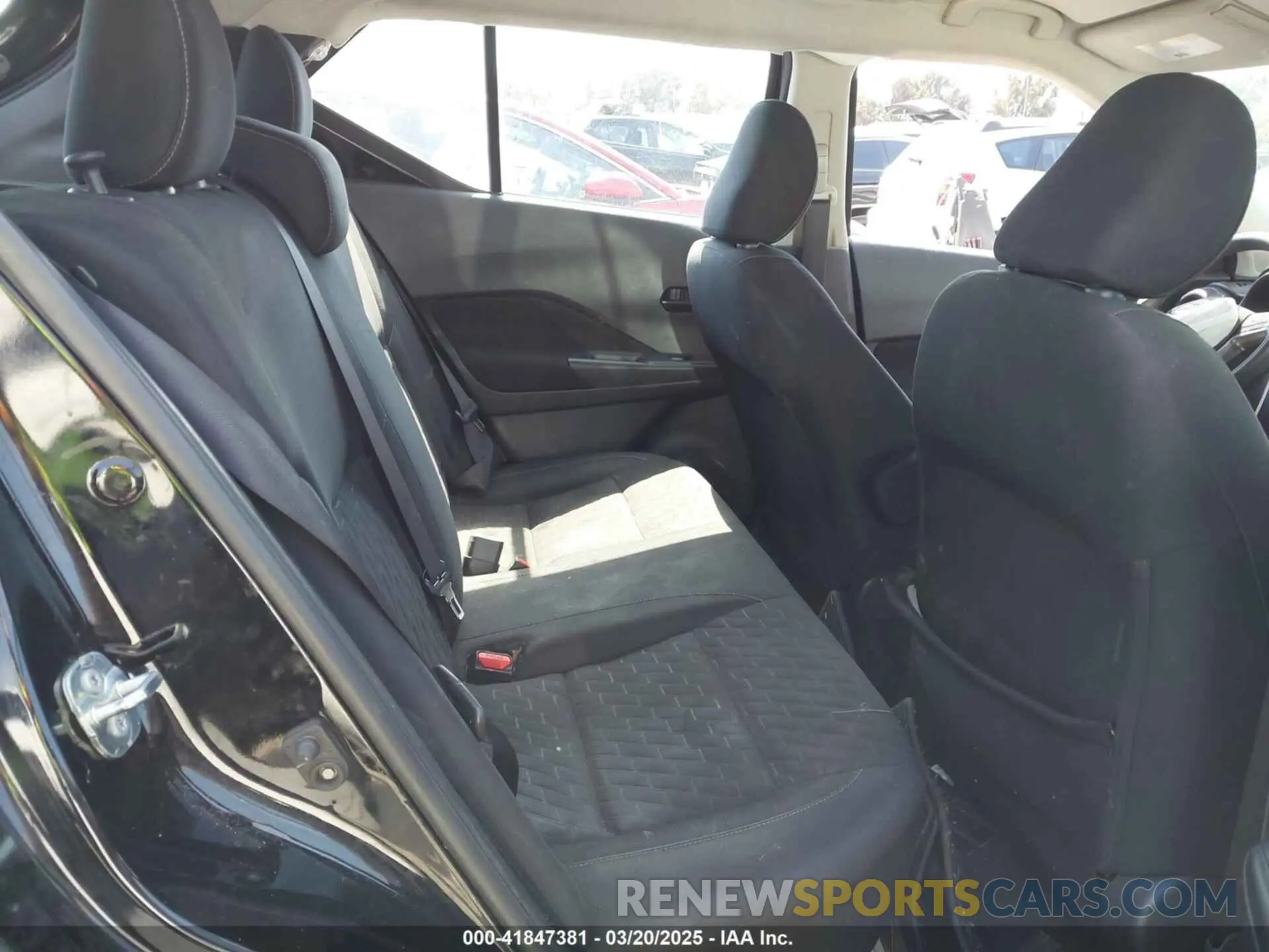 8 Photograph of a damaged car 3N1CP5BV0NL507251 NISSAN KICKS 2022