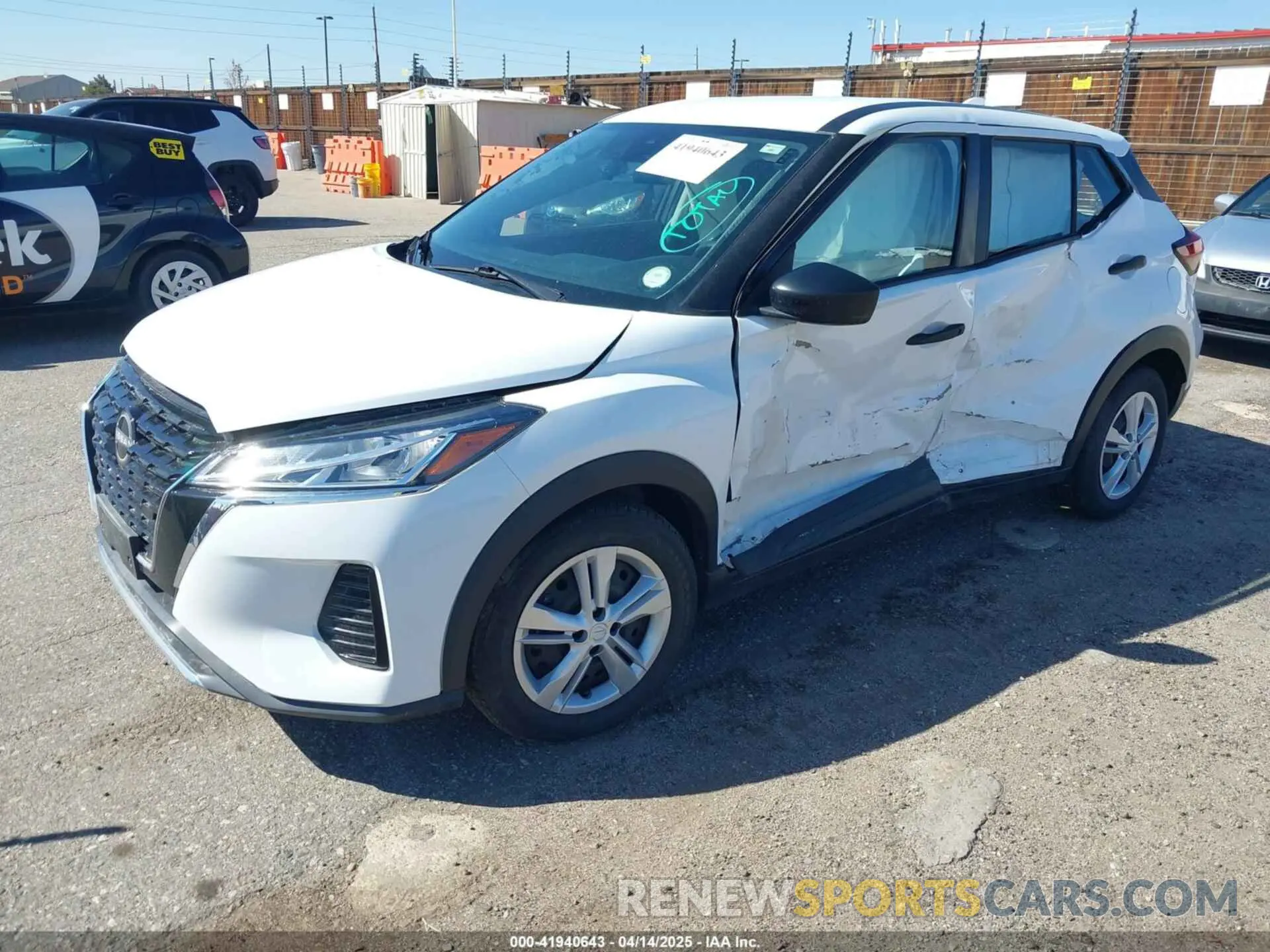 2 Photograph of a damaged car 3N1CP5BV0NL518752 NISSAN KICKS 2022