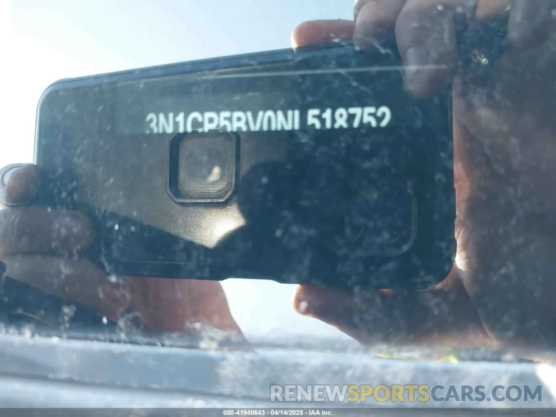9 Photograph of a damaged car 3N1CP5BV0NL518752 NISSAN KICKS 2022